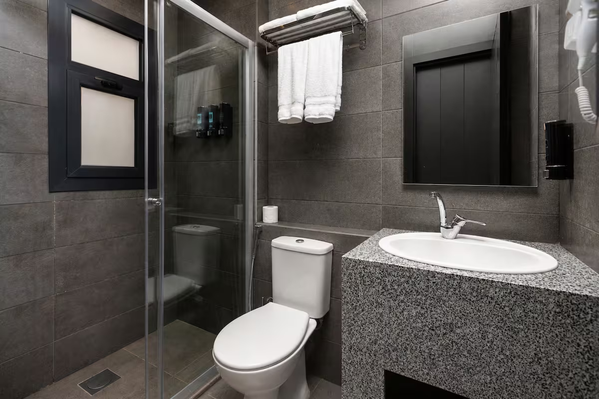 1BR Suite | Maisonette Boutique | Waterway front — Private Suite in First New Cairo, Egypt — photo 13