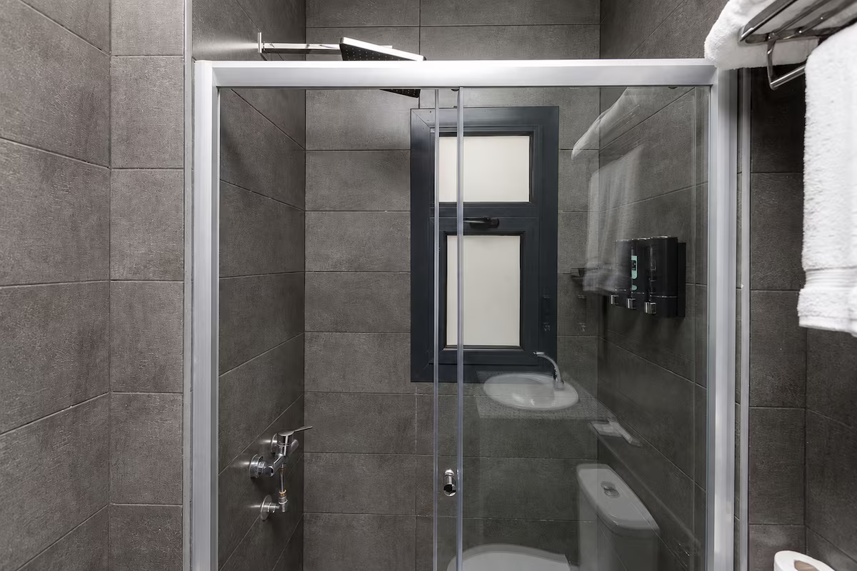1BR Suite | Maisonette Boutique | Waterway front — Private Suite in First New Cairo, Egypt — photo 14