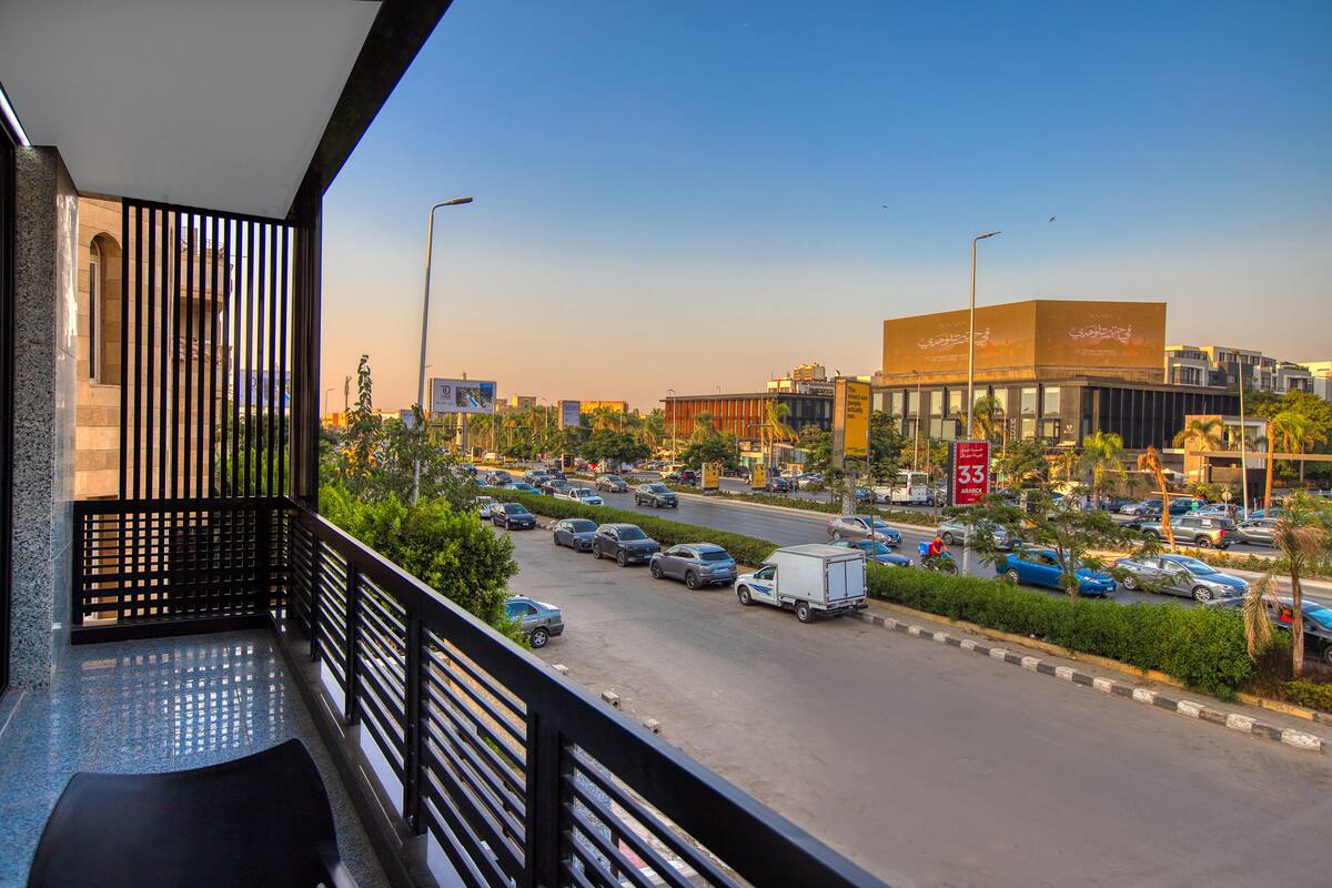 Maisonette | Stunning Waterway View & Balcony — Private Suite in First New Cairo, Egypt — photo 16