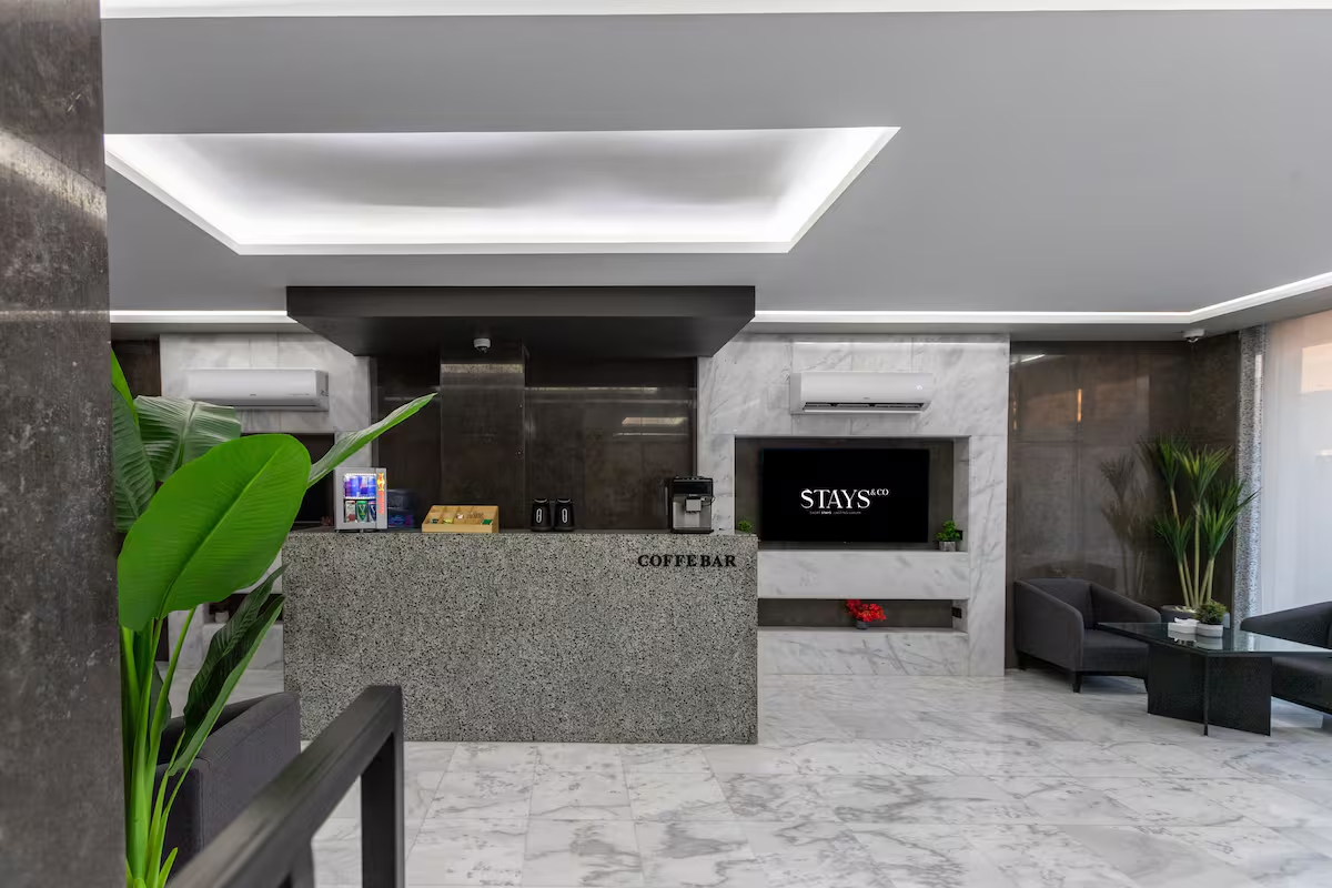 Maisonette | Stunning Waterway View & Balcony — Private Suite in First New Cairo, Egypt — photo 20