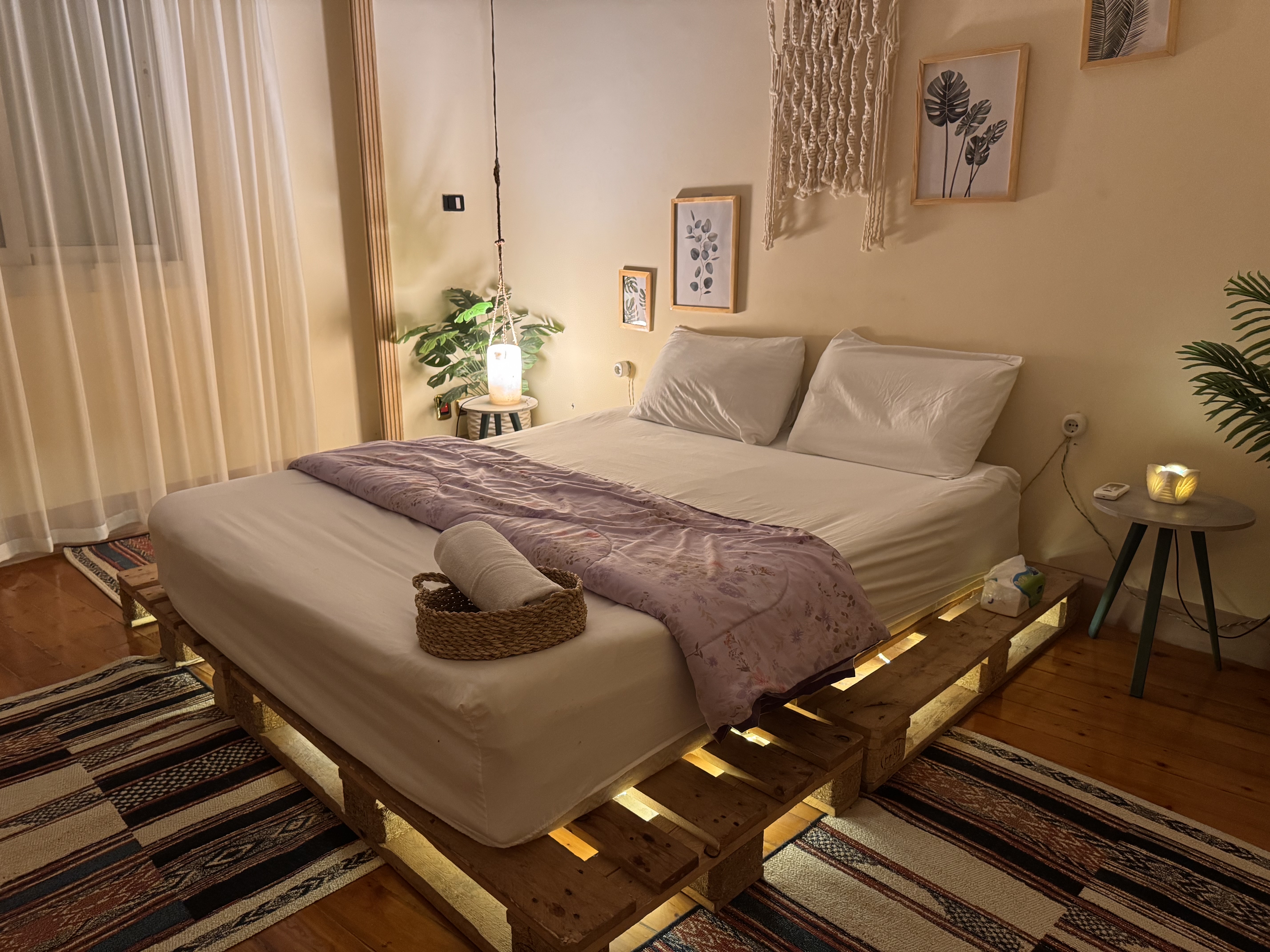 Rosy room near by Cairo university — Private room in shared home in Dokki , Giza, Egypt — photo 2