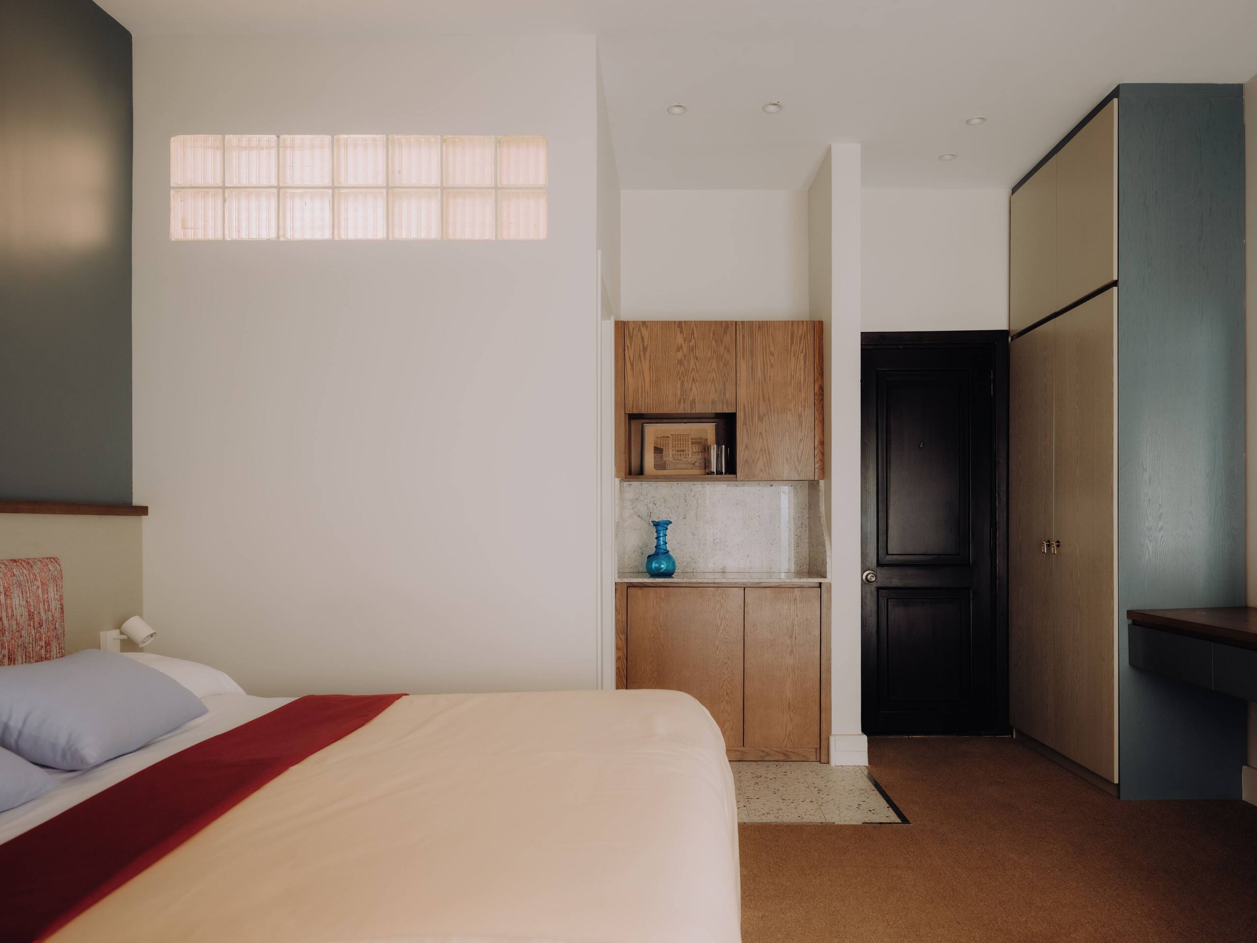 Longchamps Boutique Hotel Room w/ Breakfast — Private room in a hotel in Zamalek , Cairo, Egypt — photo 30