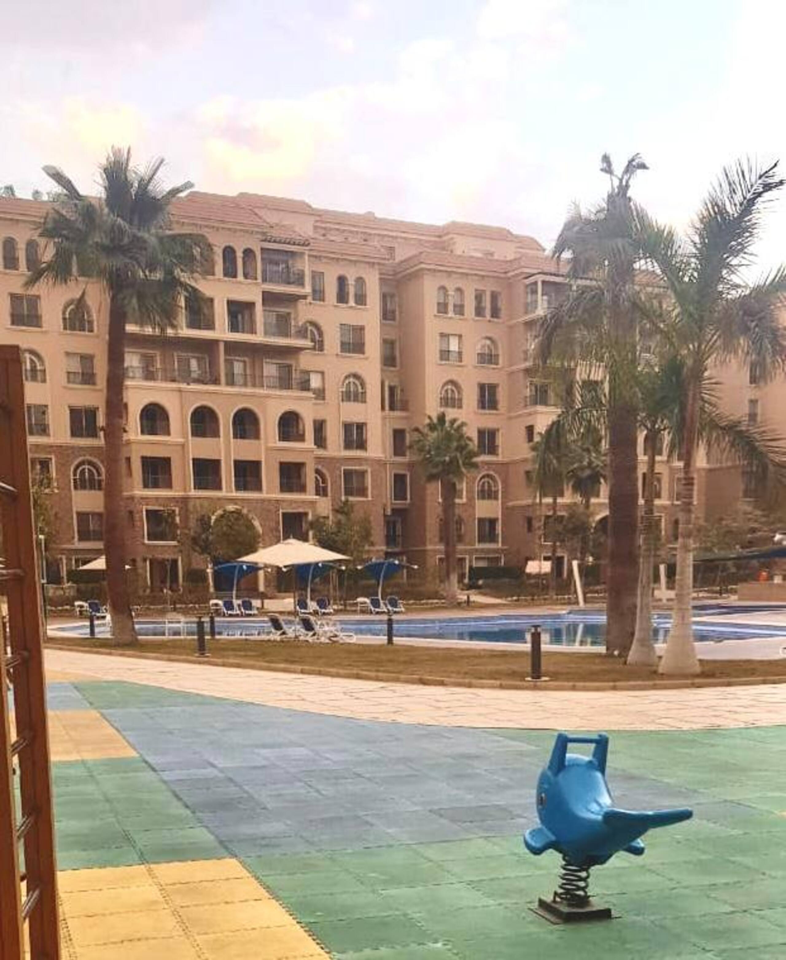 Pool Side New 2-bed Luxury Gated 90 Avenue TBK AUC — Apartment in First New Cairo, Egypt — photo 15