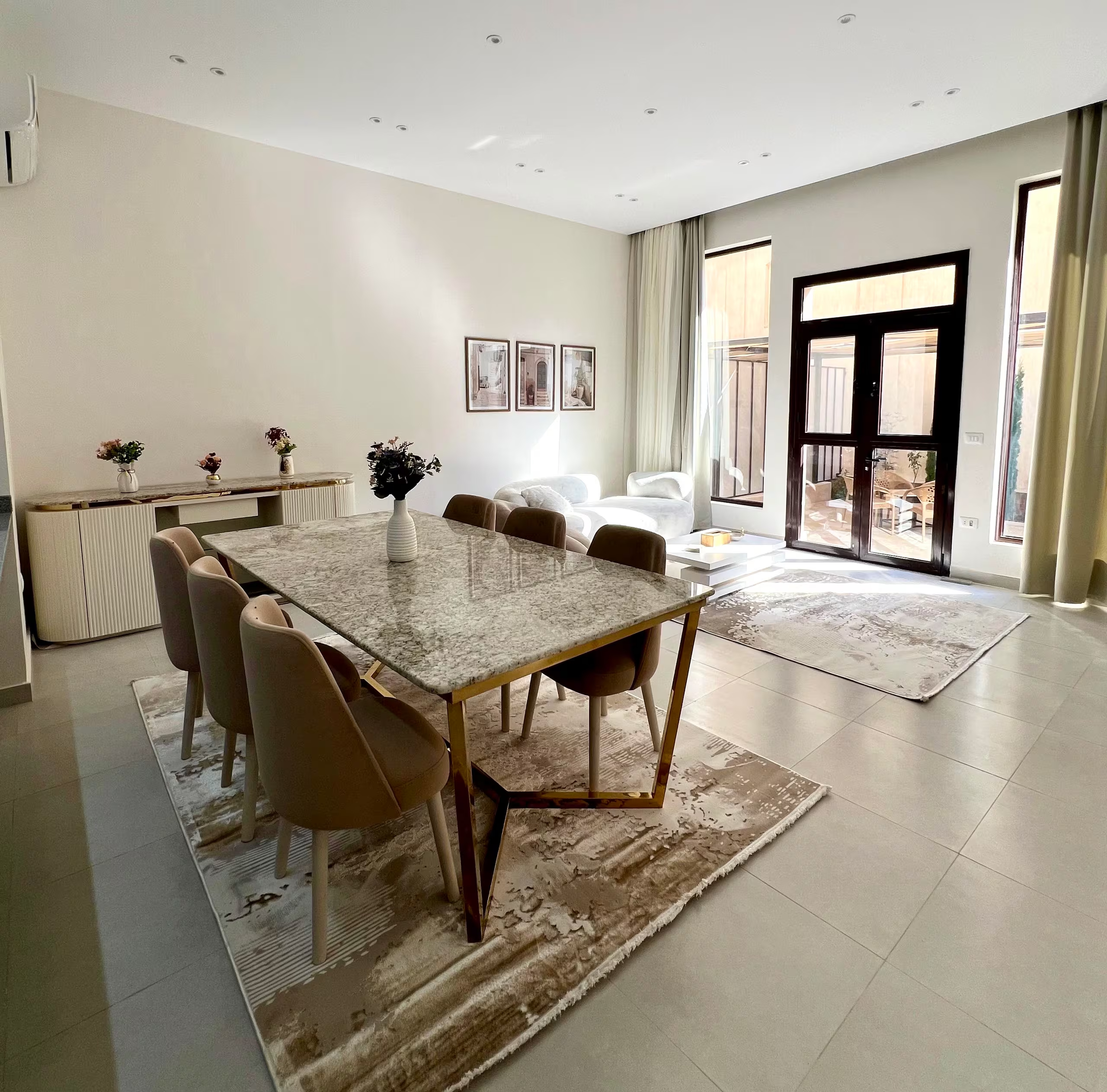Luxurious Private Garden Apt with High Ceilings — Apartment in First New Cairo, Egypt — photo 8