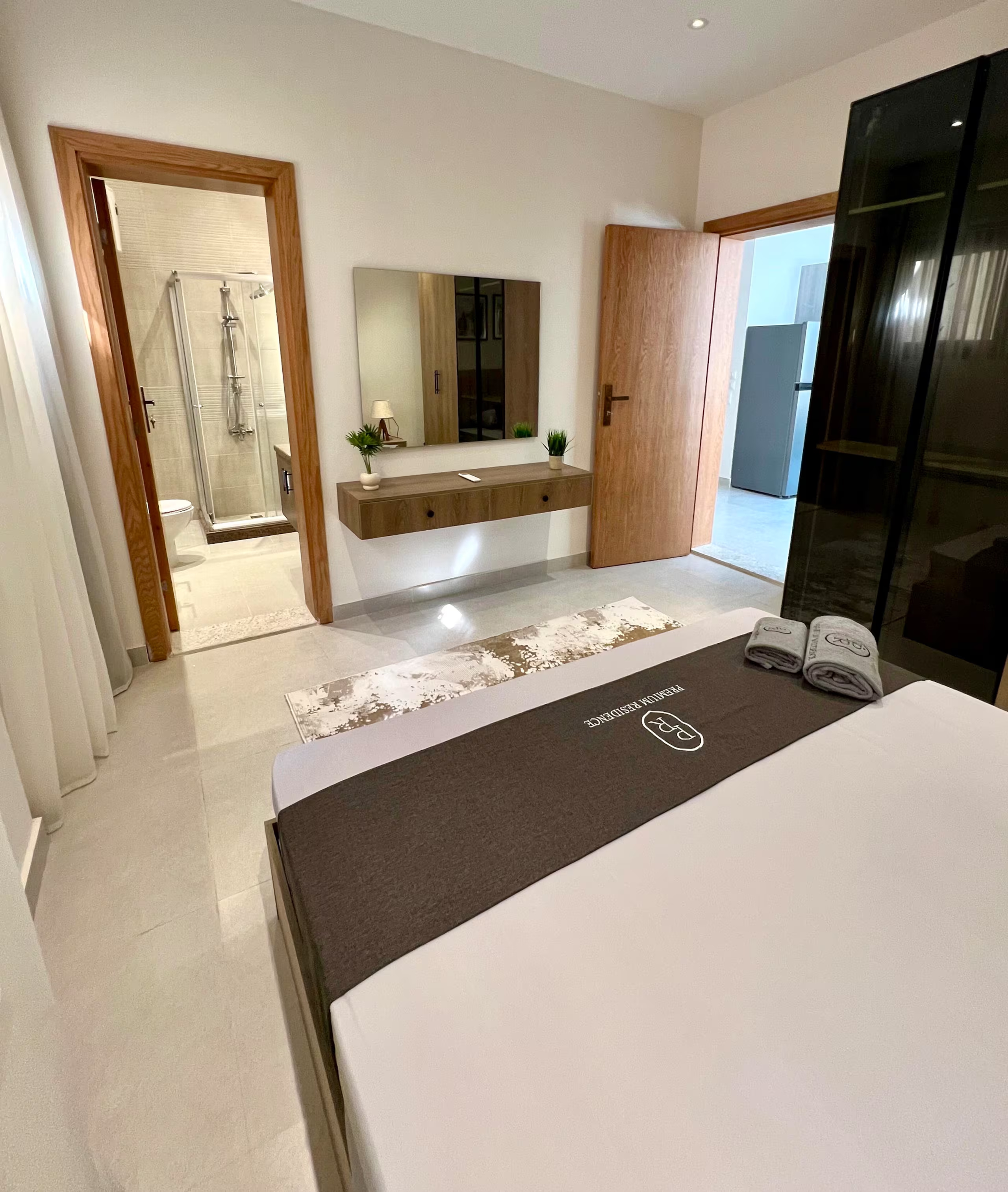 Luxurious Private Garden Apt with High Ceilings — Apartment in First New Cairo, Egypt — photo 14