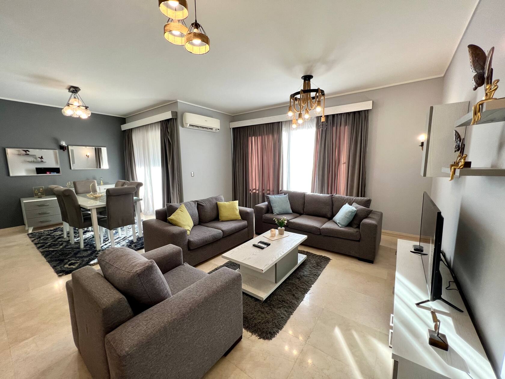 Palm Hills Prestigious Serviced 2-Bed 2-bath NEW* — Apartment in First New Cairo, Egypt — photo 2