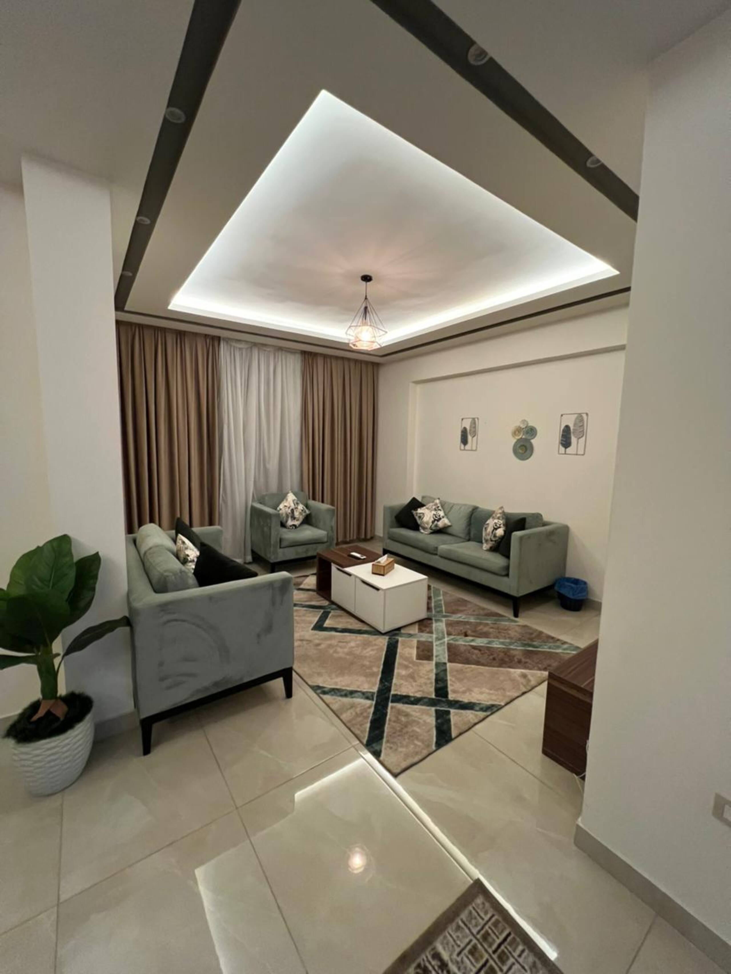 *NEW* 3-bed w/Pool next to Mall WaterWay 2, cafés — Apartment in New Cairo, Egypt — photo 4