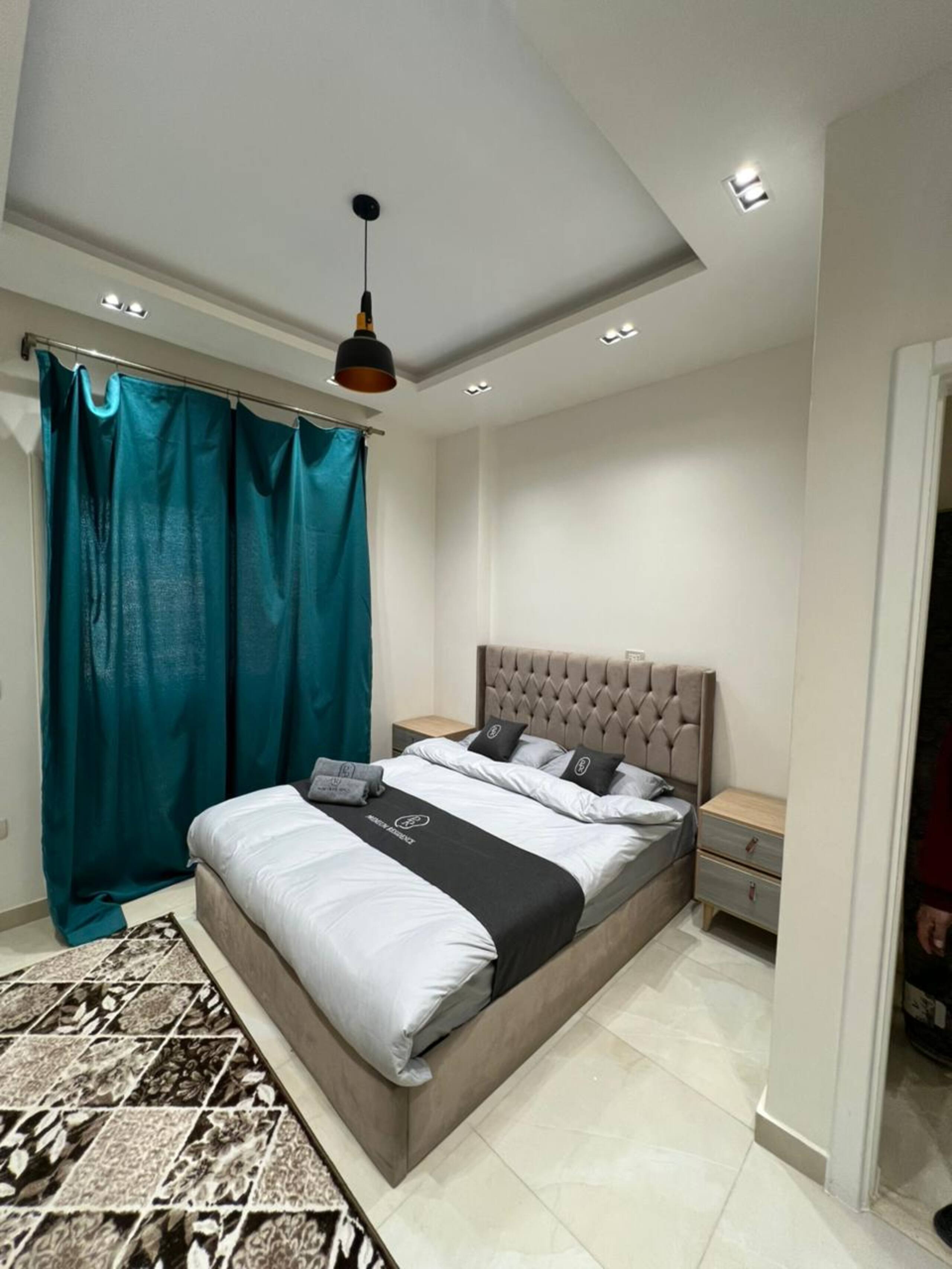 *NEW* 3-bed w/Pool next to Mall WaterWay 2, cafés — Apartment in New Cairo, Egypt — photo 19