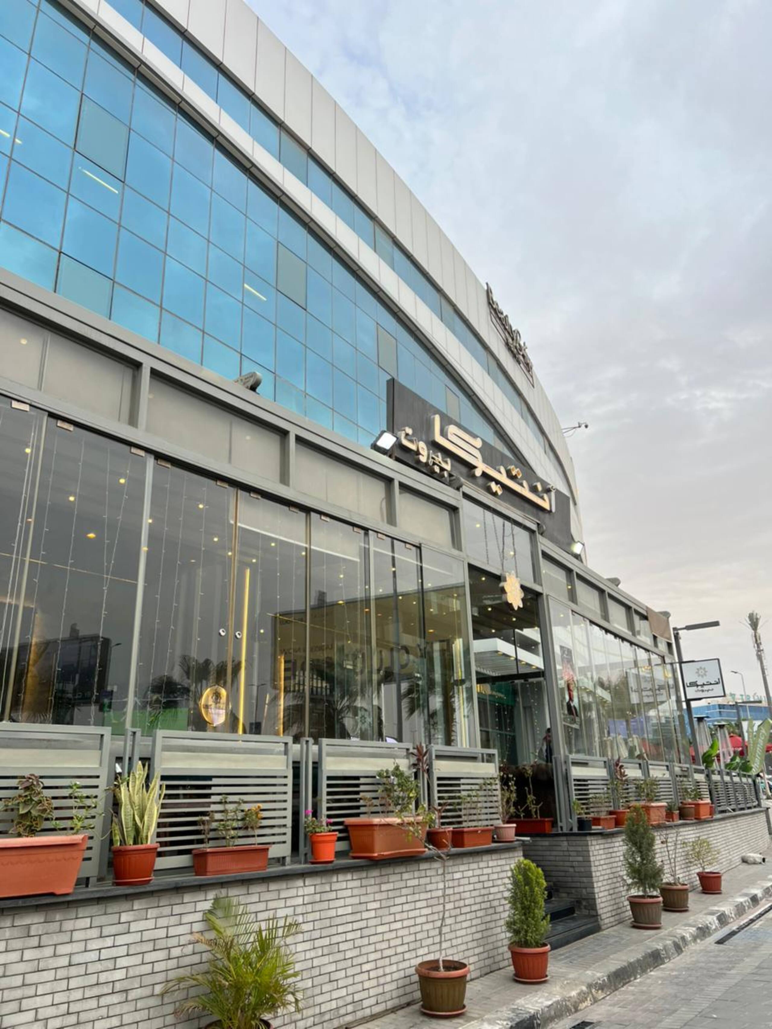 *NEW* 3-bed w/Pool next to Mall WaterWay 2, cafés — Apartment in New Cairo, Egypt — photo 26
