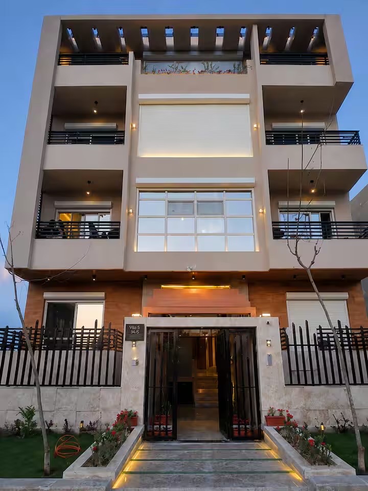Modern Luxury 3BR • Close to Mall of Arabia /8 — Apartment in Giza, Egypt, Egypt — photo 3