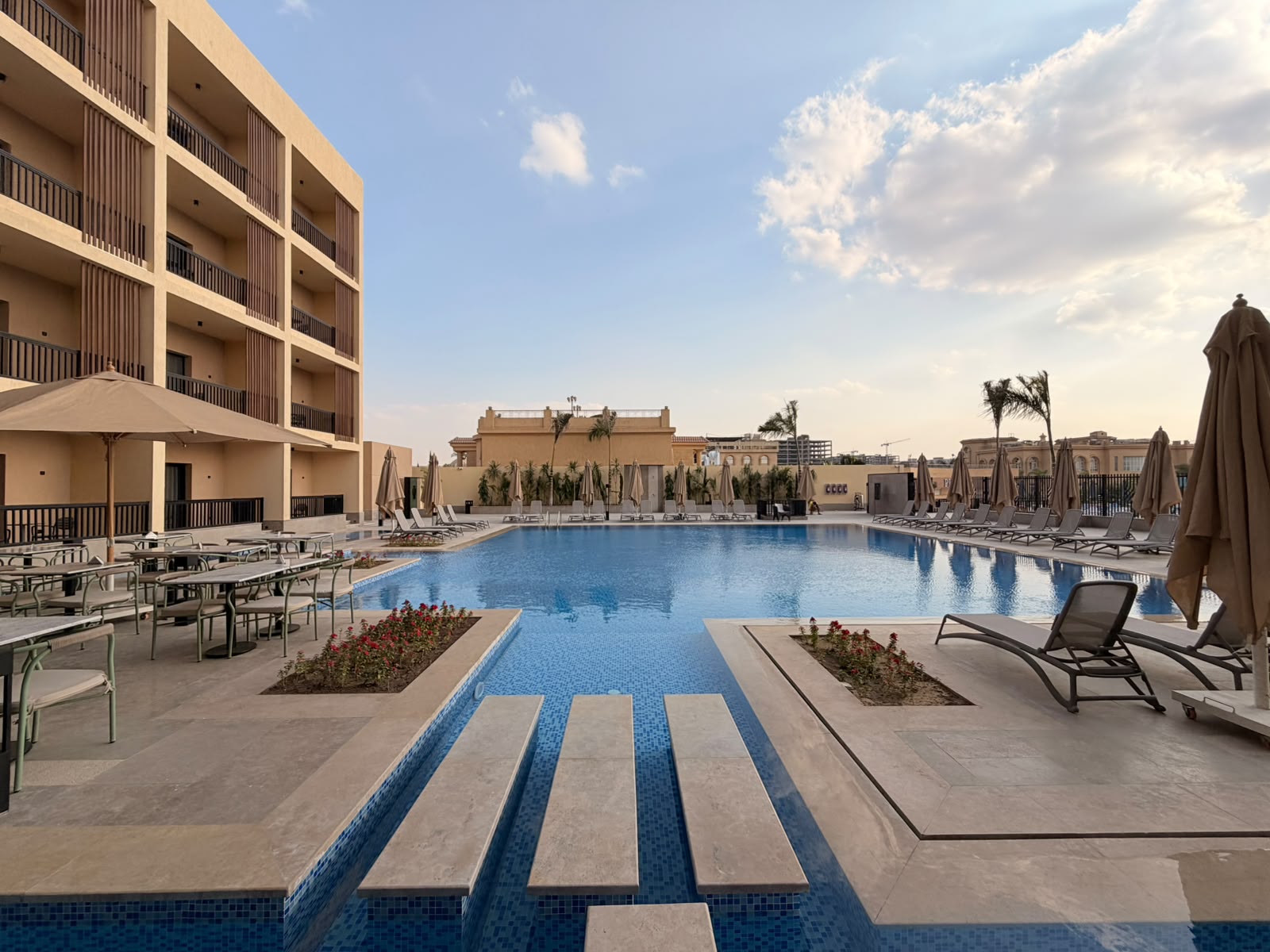 King Room with Pool View | at SOL Plaza — Private room in a hotel in Cairo, Egypt, Egypt — photo 62