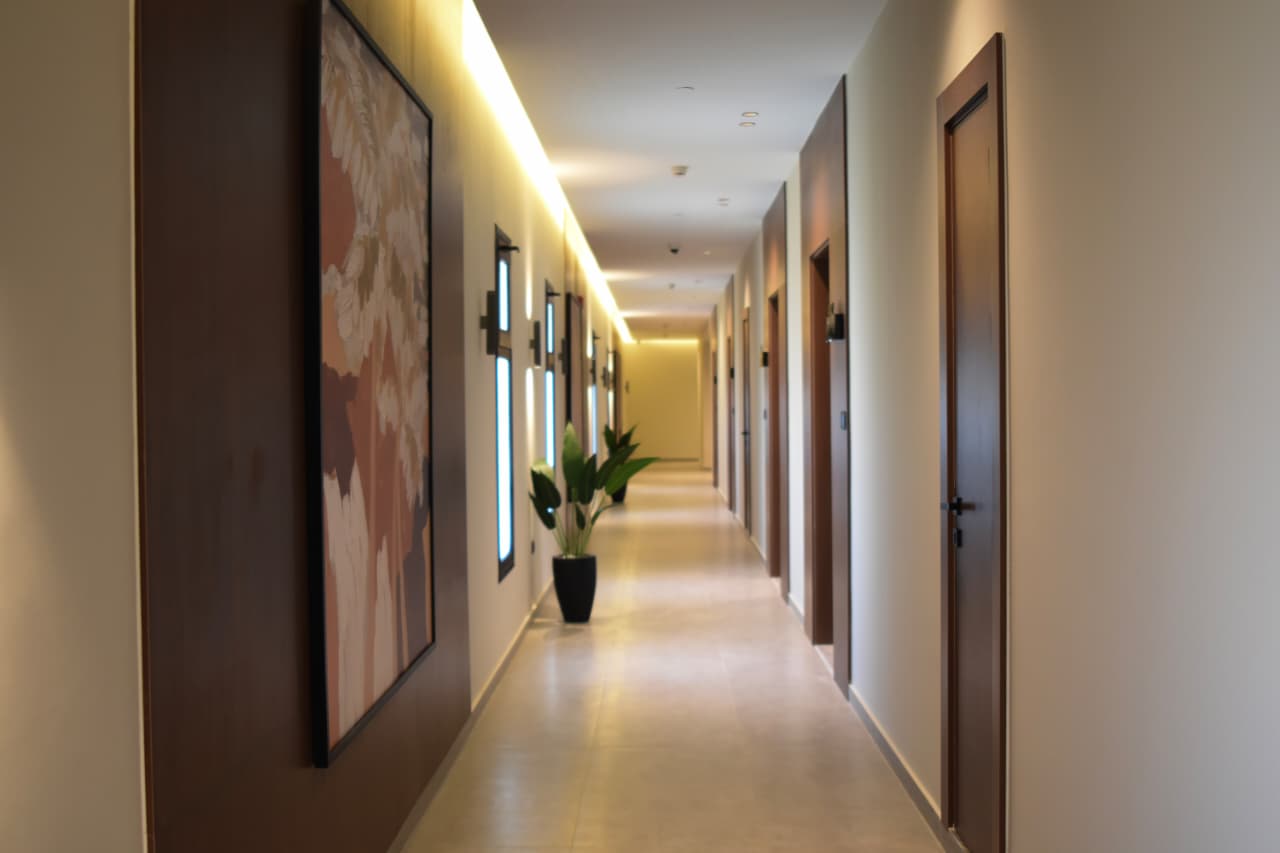 SOL Plaza | Elegant Double Retreat with Pool Views — Private room in a hotel in Cairo, Egypt — photo 21