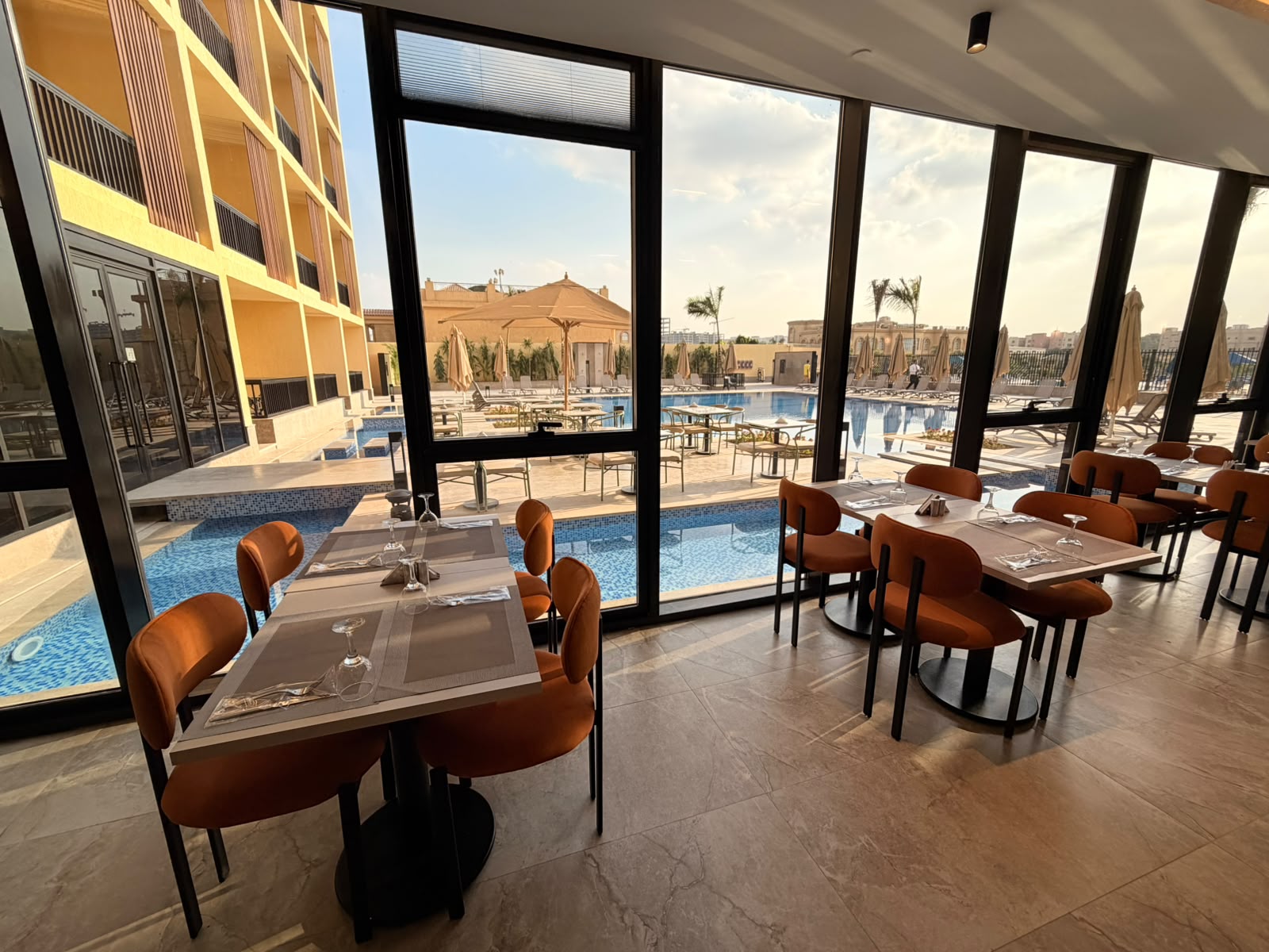 SOL Plaza | Elegant Double Retreat with Pool Views — Private room in a hotel in Cairo, Egypt — photo 70