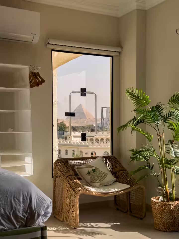 Saray Pyramids & GEM View | with Hot Tub — Condo in Giza, Egypt, Egypt — photo 37