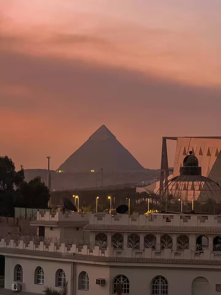 Saray Pyramids & GEM View | with Hot Tub — Condo in Giza, Egypt, Egypt — photo 65