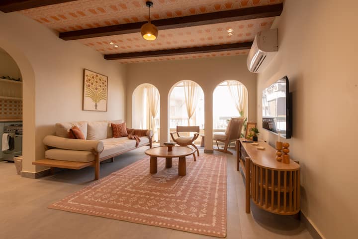 Pyramids & GEM View | 2BR | Self Check-in — Apartment in Giza, Egypt, Egypt — photo 13