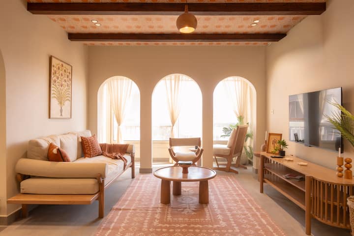 Pyramids & GEM View | 2BR | Self Check-in — Apartment in Giza, Egypt, Egypt — photo 17