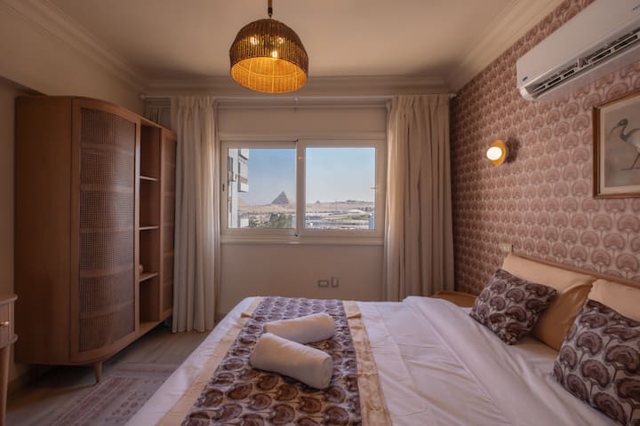 Pyramids & GEM View | 2BR | Self Check-in — Apartment in Giza, Egypt, Egypt — photo 44
