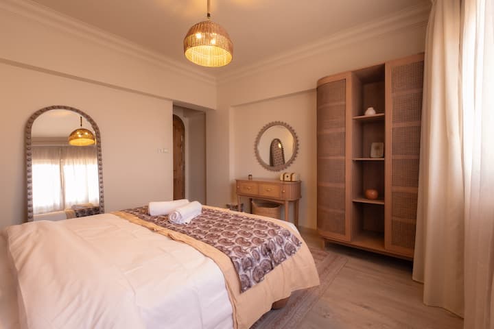 Pyramids & GEM View | 2BR | Self Check-in — Apartment in Giza, Egypt, Egypt — photo 48