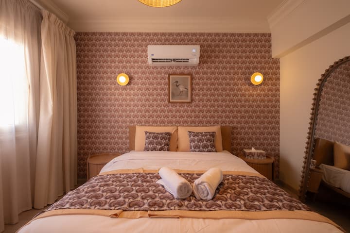 Pyramids & GEM View | 2BR | Self Check-in — Apartment in Giza, Egypt, Egypt — photo 52