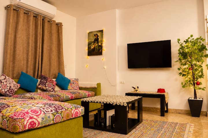 Cairo 2BR Nile View | Family Apt, TV, 5 Guests — Apartment in Cairo, Egypt, Egypt — photo 8