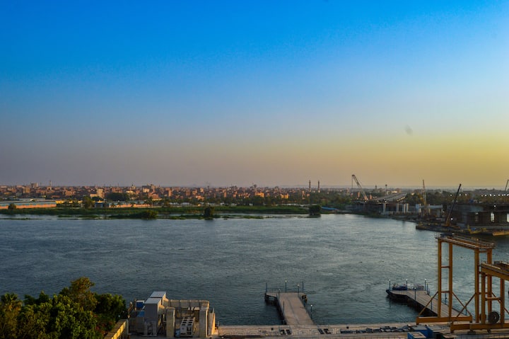 Cairo 2BR Nile View | Family Apt, TV, 5 Guests — Apartment in Cairo, Egypt, Egypt — photo 32