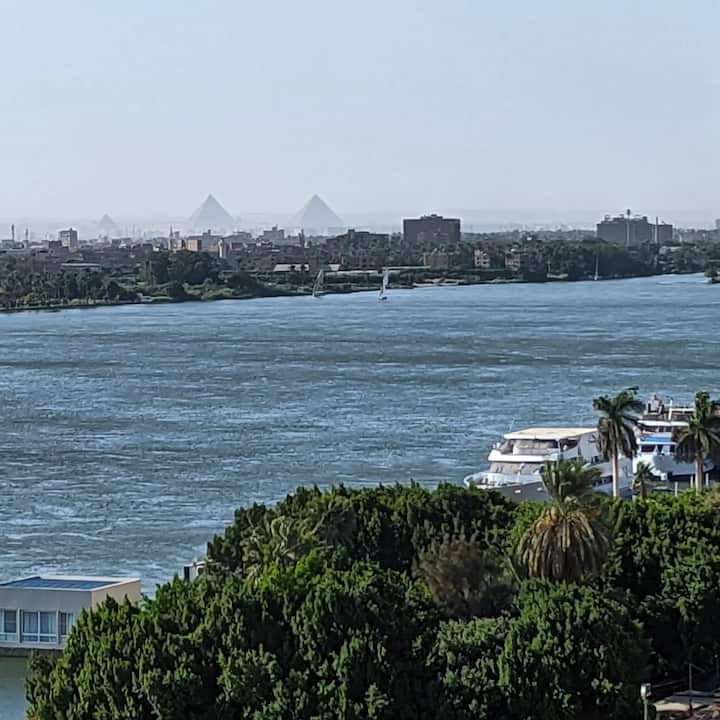 Nile&Pyramid Views|2BR| Art gallery — Apartment in Nile Corniche, Cairo, Egypt — photo 8