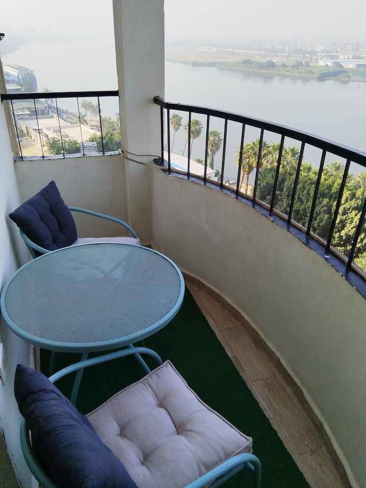 Nile&Pyramid Views|2BR| Art gallery — Apartment in Nile Corniche, Cairo, Egypt — photo 37