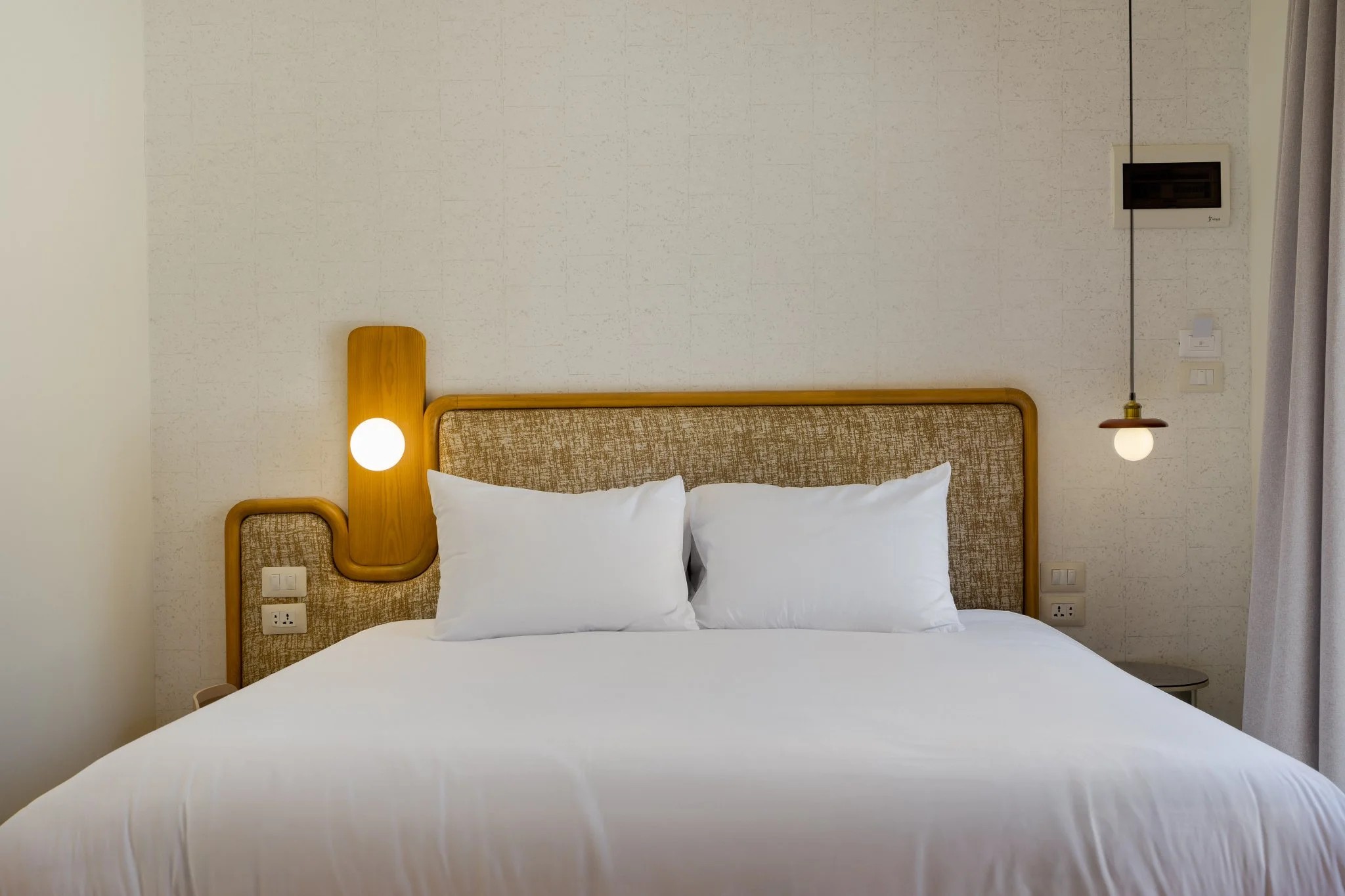 Serviced City-View Studio near Orman Garden, Giza — Studio in Near Orman Botanical Garden & Giza Zoo, off Nile St, Giza, Egypt — photo 8