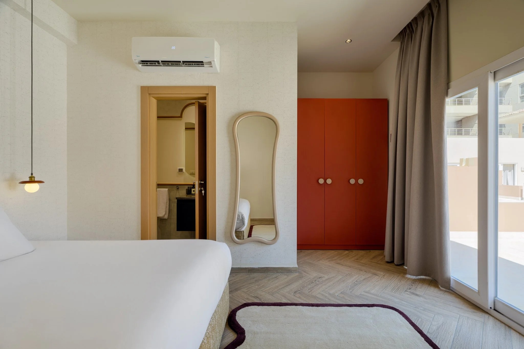 Serviced City-View Studio near Orman Garden, Giza — Studio in Near Orman Botanical Garden & Giza Zoo, off Nile St, Giza, Egypt — photo 9