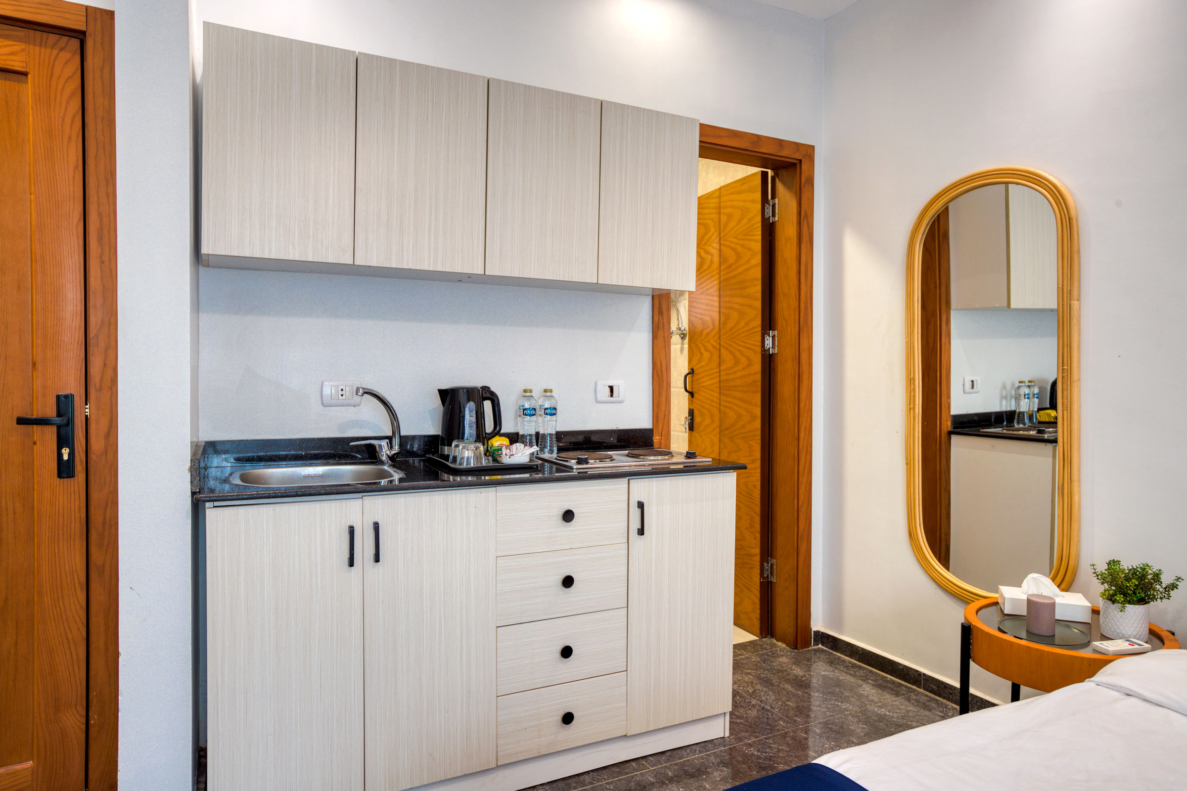 Travelholic Compact Twin Studio near AUC | AUC 301 — Studio in Travelholic AUC Residence. Unit 301., Egypt — photo 5