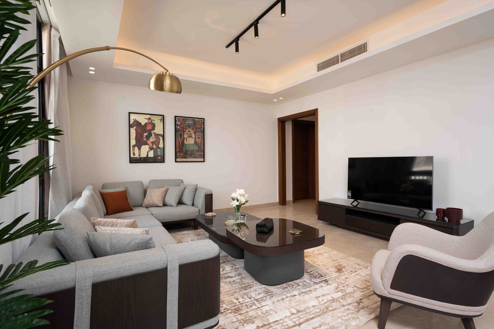 Airy 1BR Apartment – City View – CFC — Apartment in Aura, Cairo Festival City, Egypt — photo 2