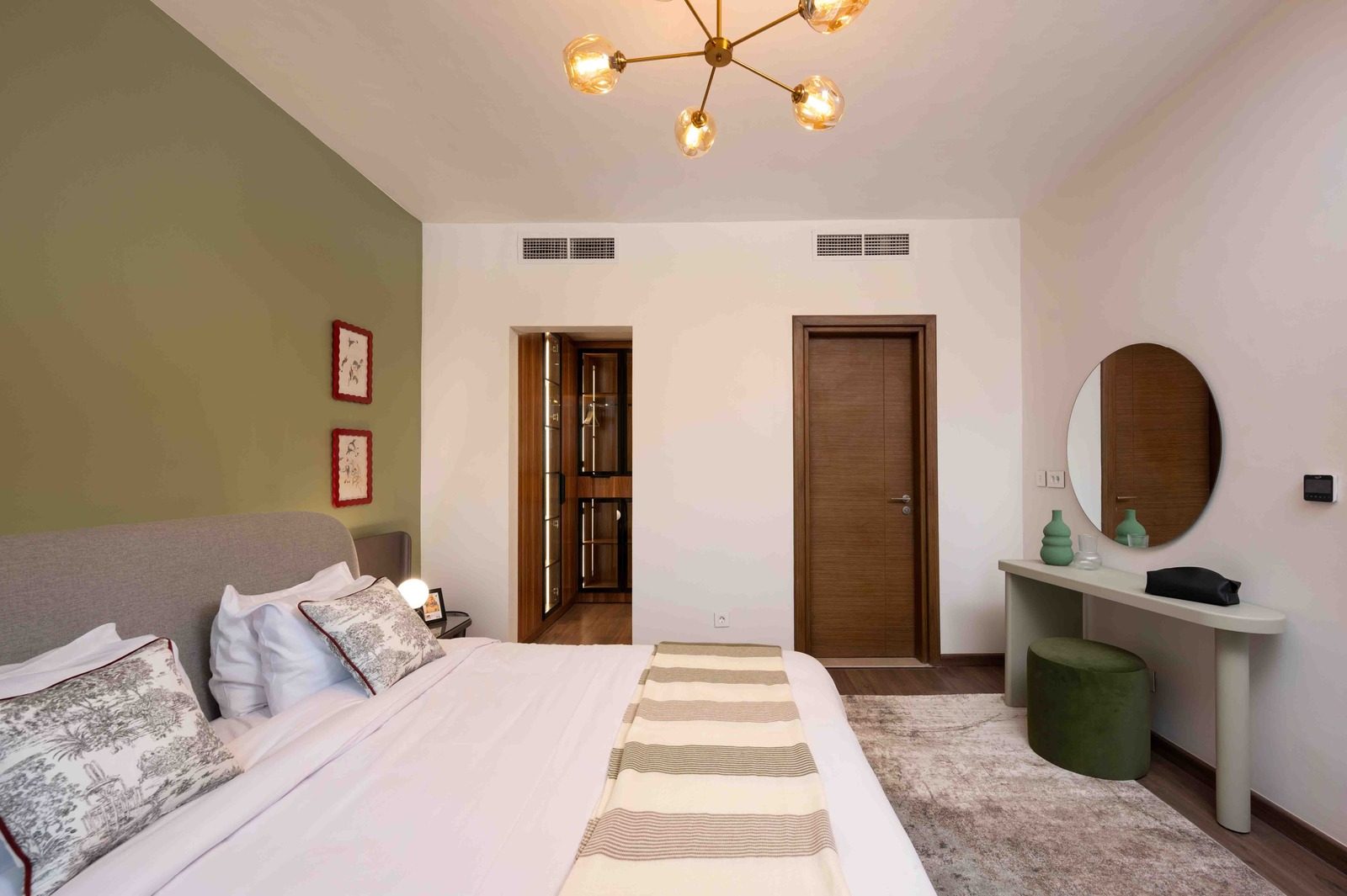 Classic 2BR Apartment – Garden View – CFC — Apartment in Aura, Cairo Festival City, Egypt — photo 11