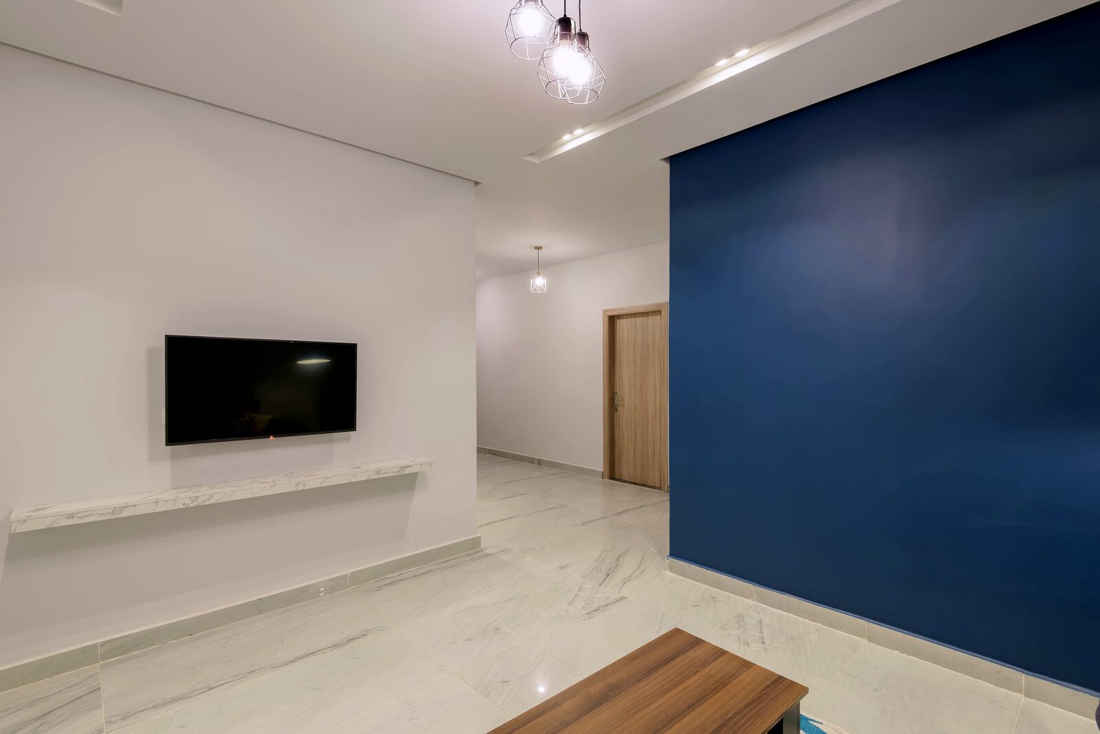 Travelholic Blue & White 2BR Apartment | 90 Residence 406 — Apartment in Travelholic 90st Residence. Unit 406., Egypt — photo 3