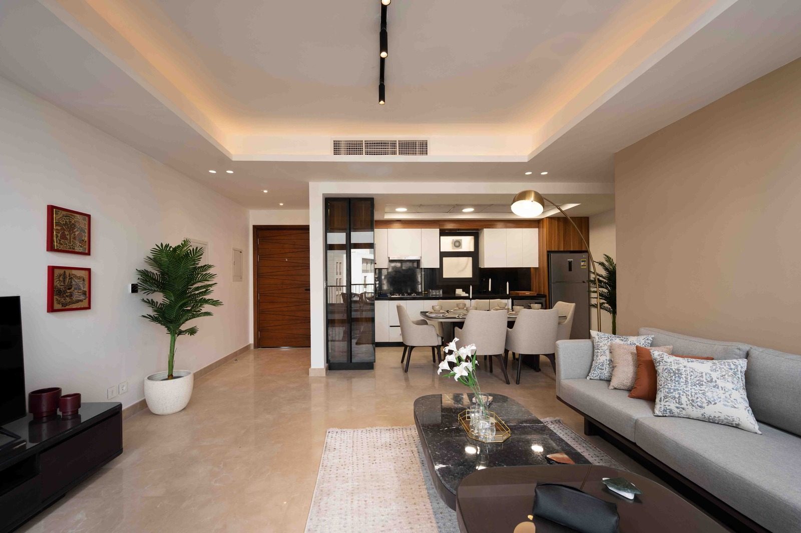 Vibrant 2BR Apartment – Garden View – CFC — Apartment in Aura, Cairo Festival City, Egypt — photo 2