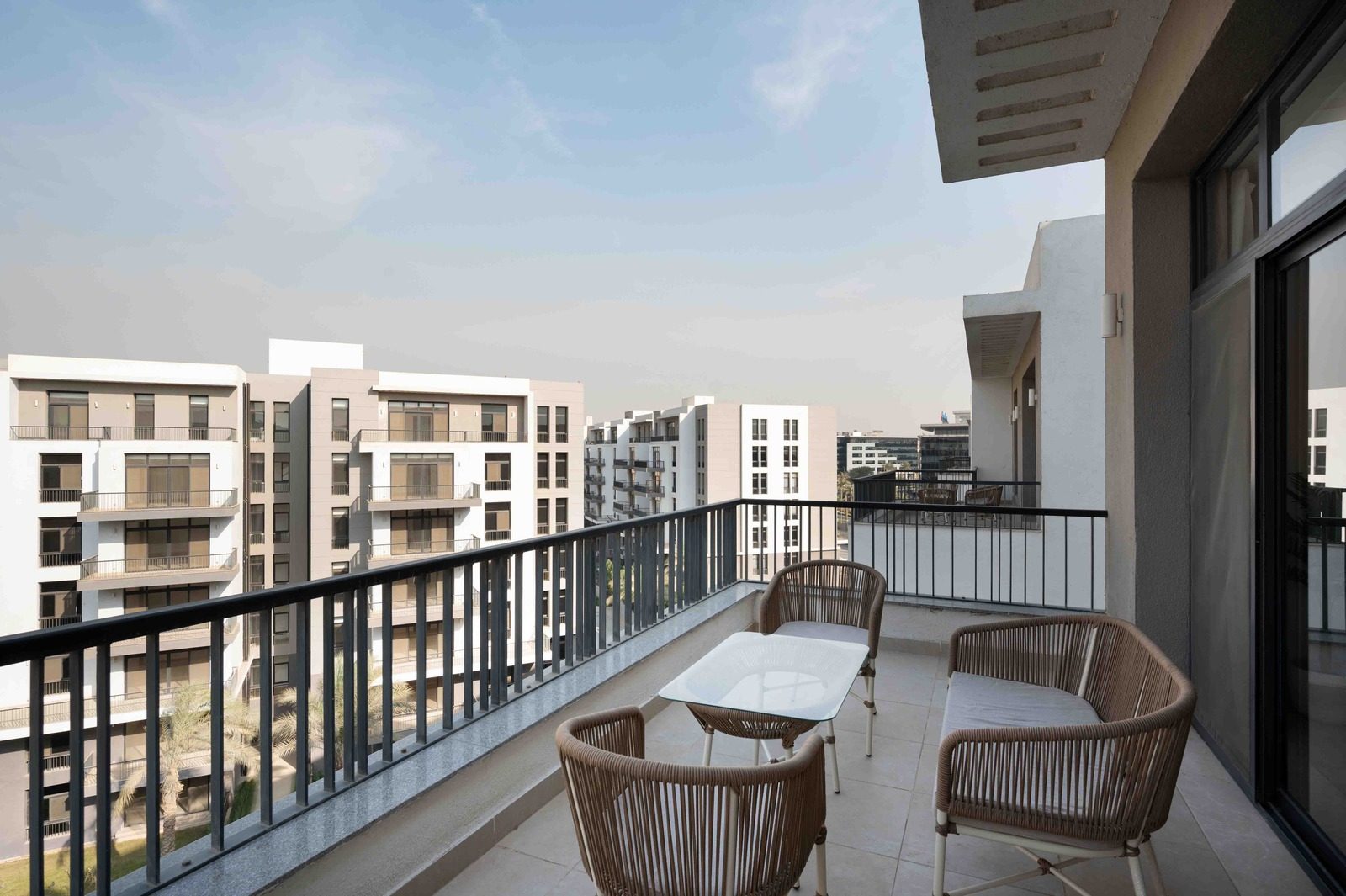 Vibrant 2BR Apartment – Garden View – CFC — Apartment in Aura, Cairo Festival City, Egypt — photo 16
