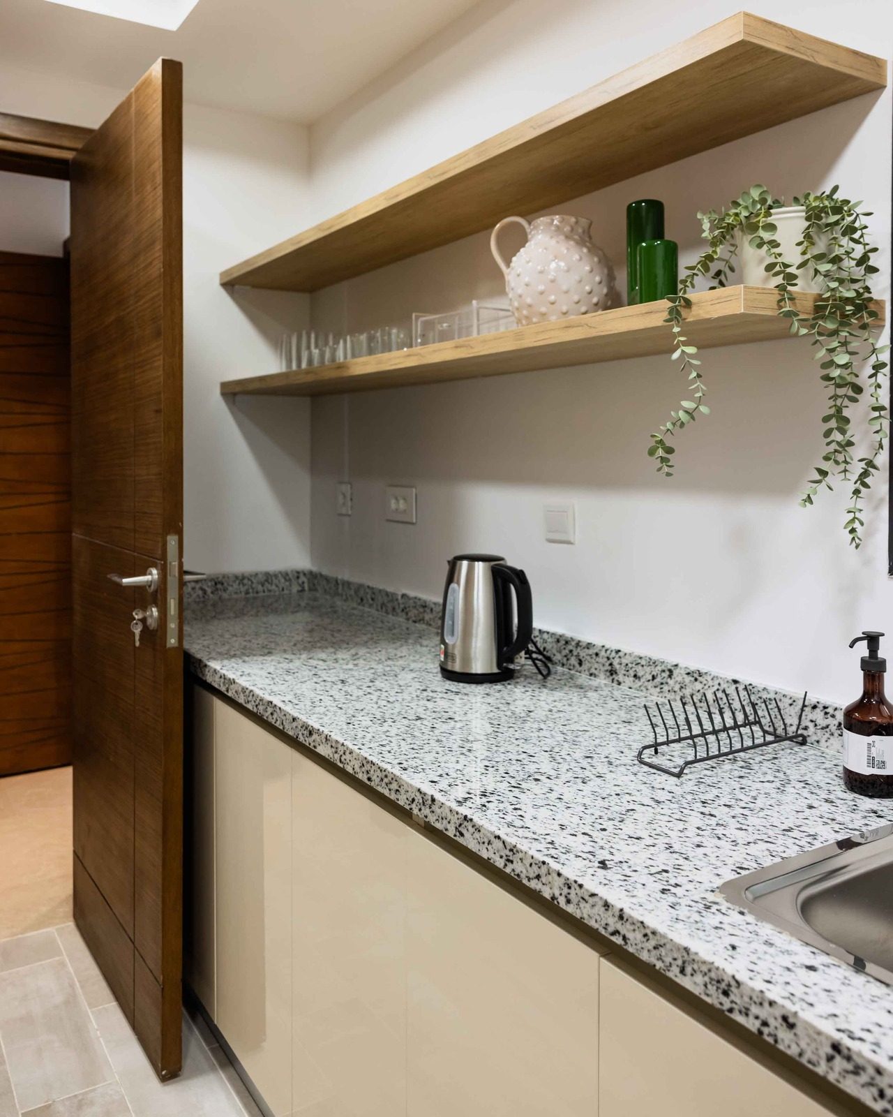 Contemporary 2BR Apartment – Garden View – CFC — Apartment in Aura, Cairo Festival City, Egypt — photo 7
