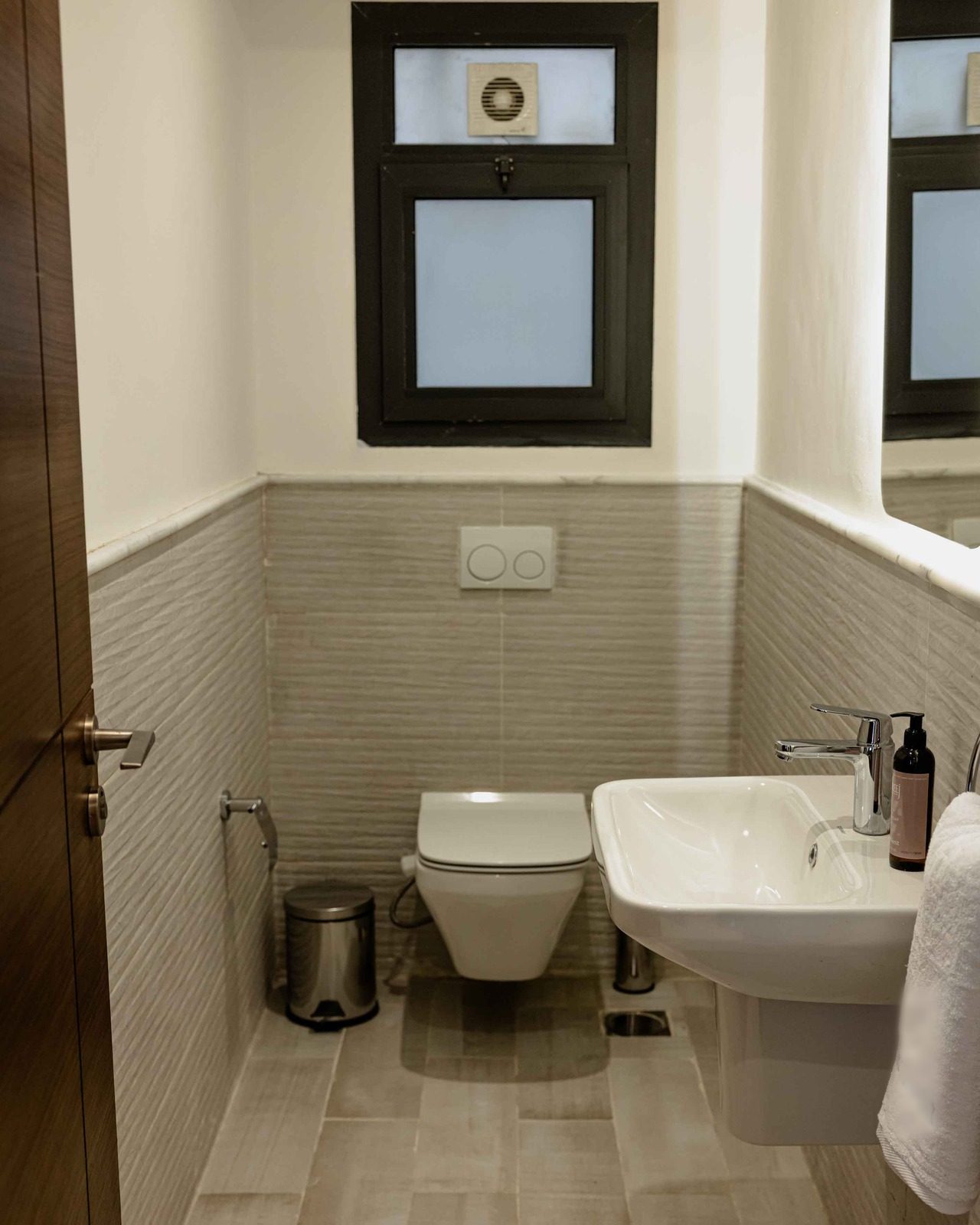 Calm 2BR Apartment – City View – CFC — Apartment in Aura, Cairo Festival City, Egypt — photo 10