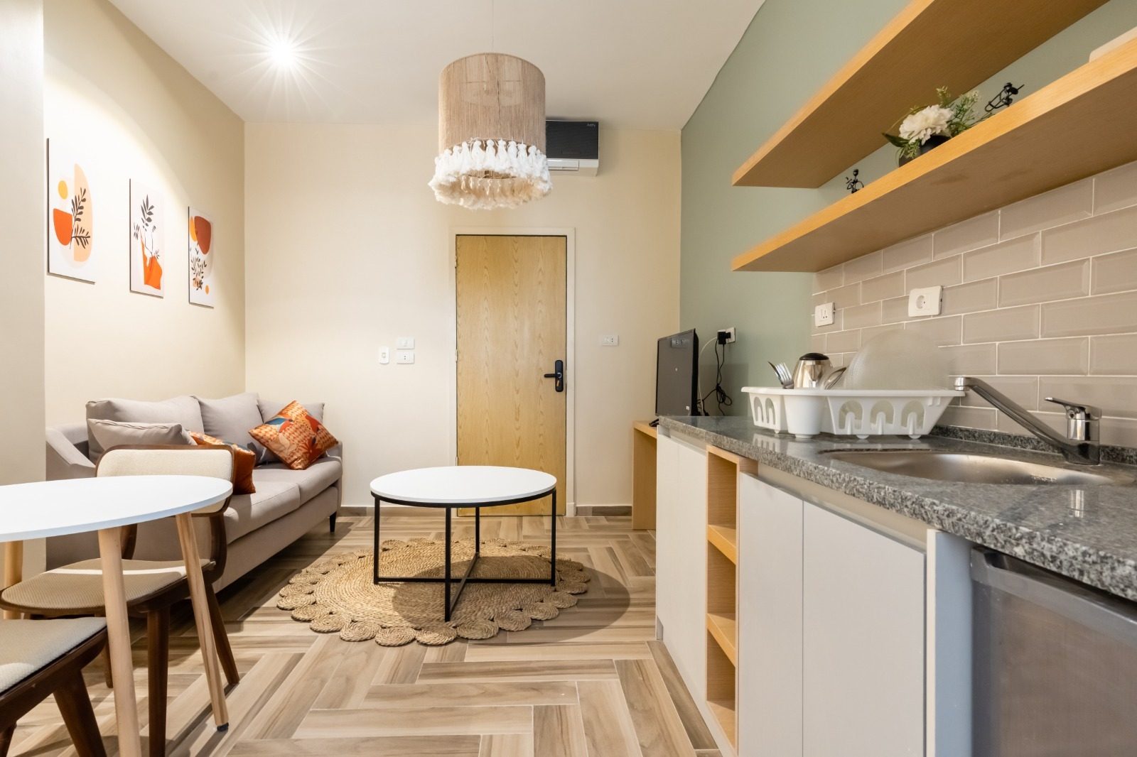 Warm Studio – City View – Arkan Plaza — Studio in Near Arkan Plaza, Sheikh Zayed, Egypt — photo 5