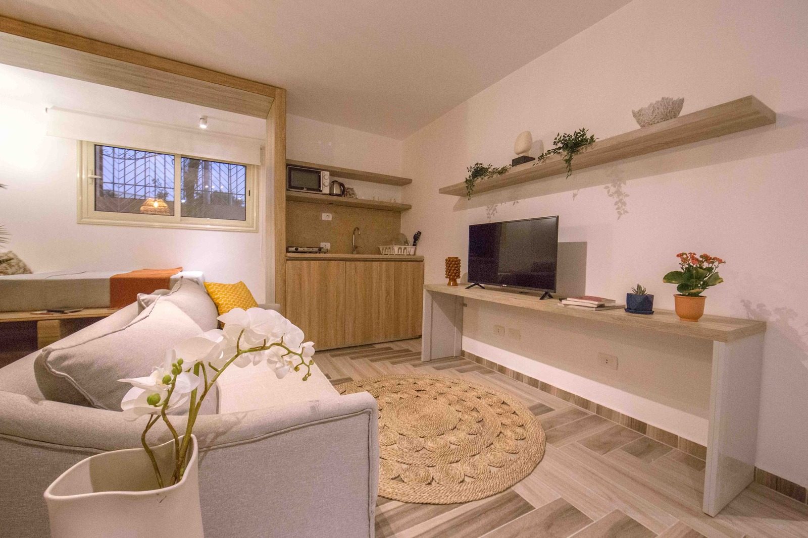 Timeless Studio – City View – Arkan Plaza — Studio in Near Arkan Plaza, Sheikh Zayed, Egypt — photo 2