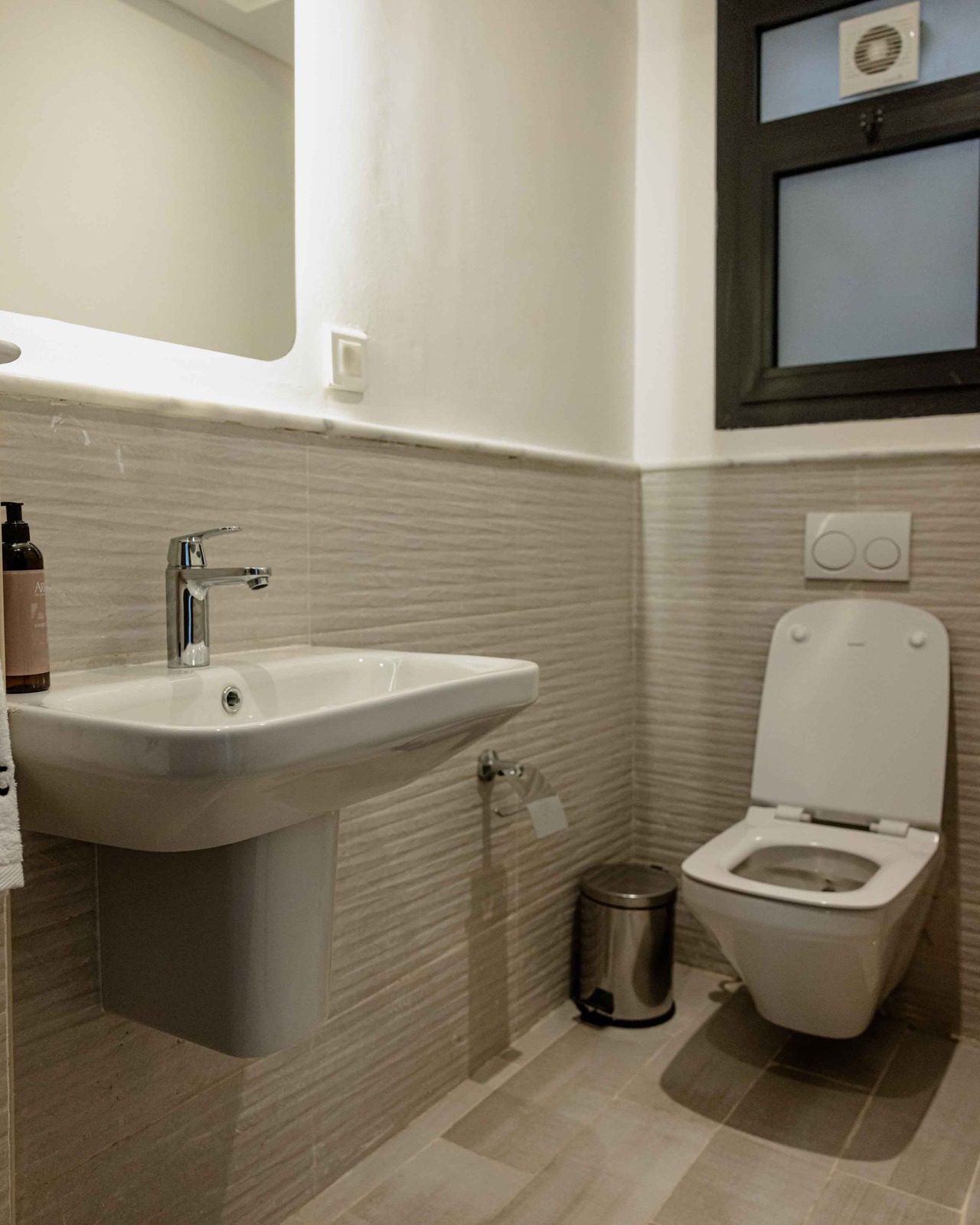 Classic 3BR Apartment – Garden View – CFC — Apartment in Aura, Cairo Festival City, Egypt — photo 10
