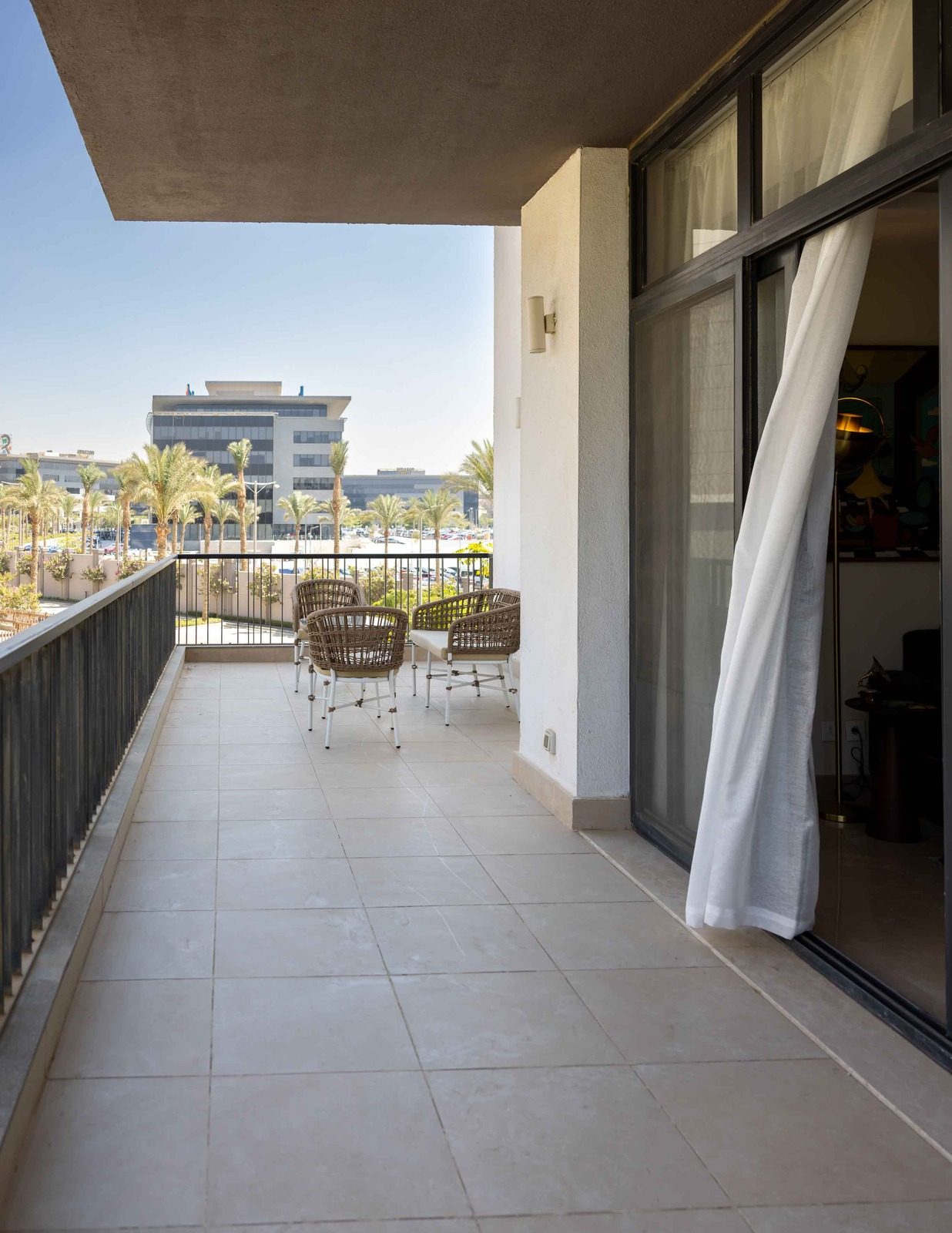 Classic 3BR Apartment – Garden View – CFC — Apartment in Aura, Cairo Festival City, Egypt — photo 13