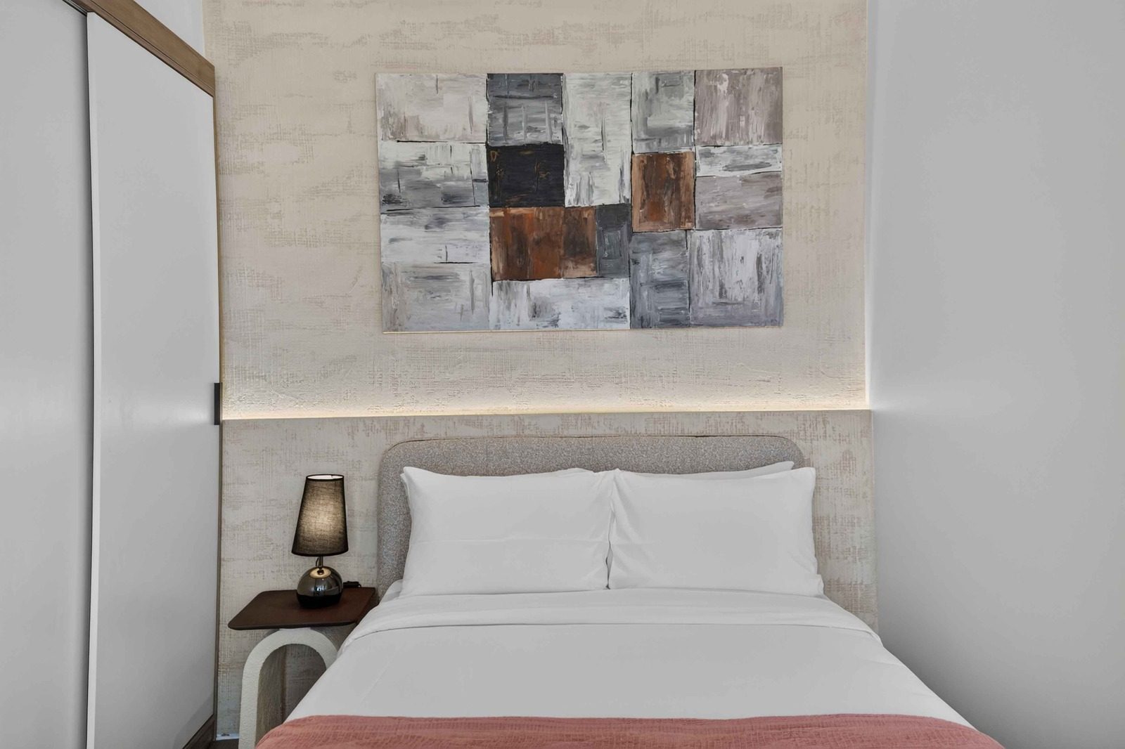 Cozy Studio – Sheikh Zayed – ZED Towers — Studio in ZED Towers, Sheikh Zayed, Egypt — photo 13