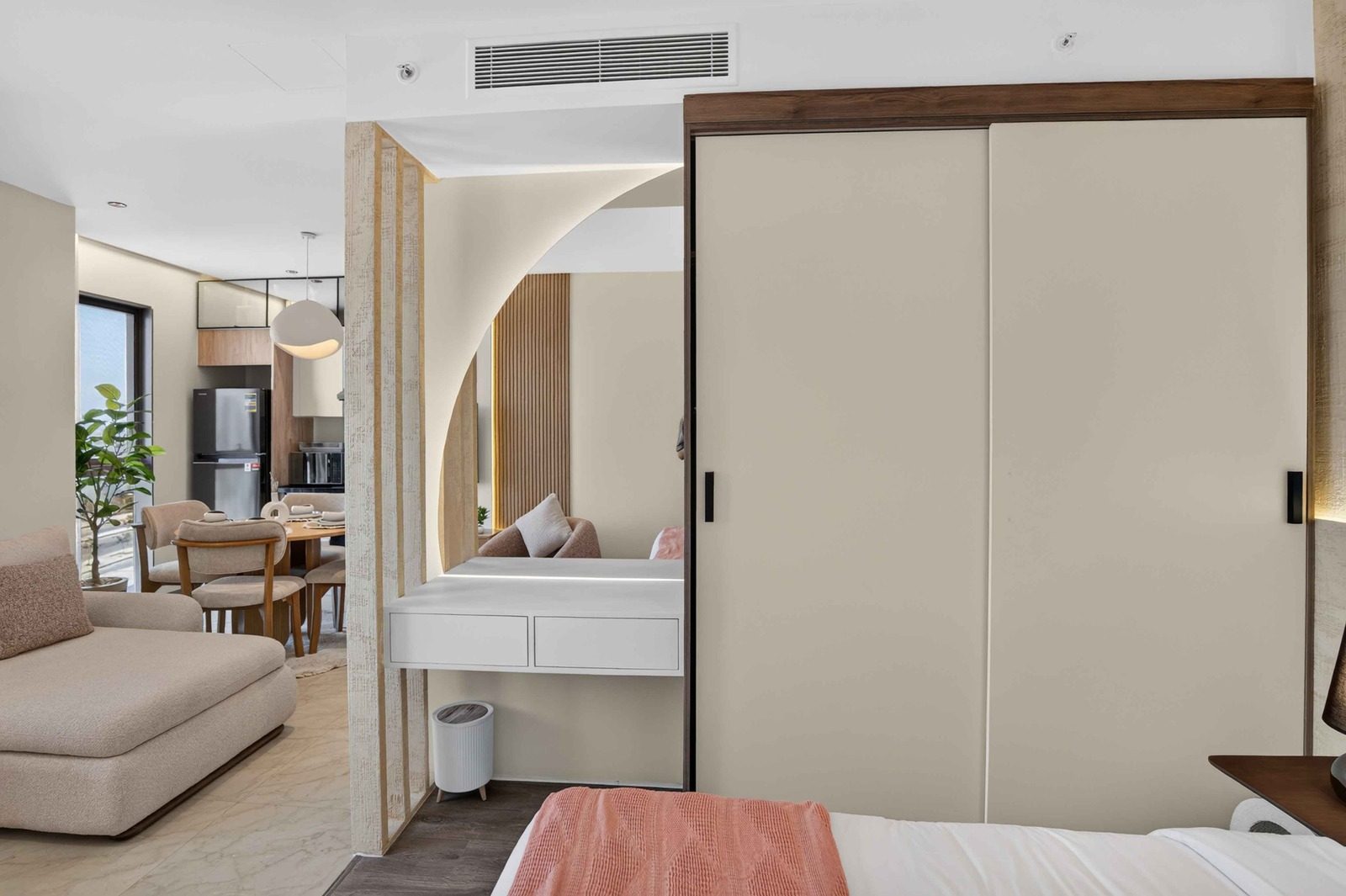 Cozy Studio – Sheikh Zayed – ZED Towers — Studio in ZED Towers, Sheikh Zayed, Egypt — photo 14