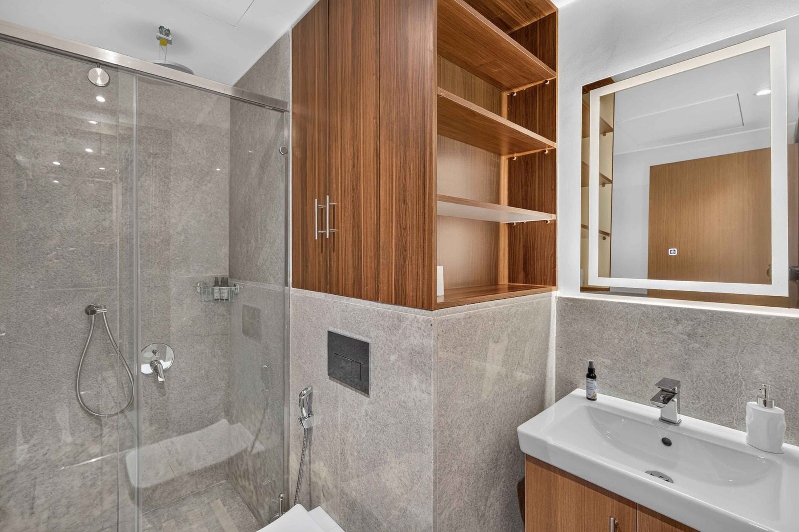 2BR Apartment – City View – Zed Towers — Apartment in ZED Towers, Sheikh Zayed, Egypt — photo 13