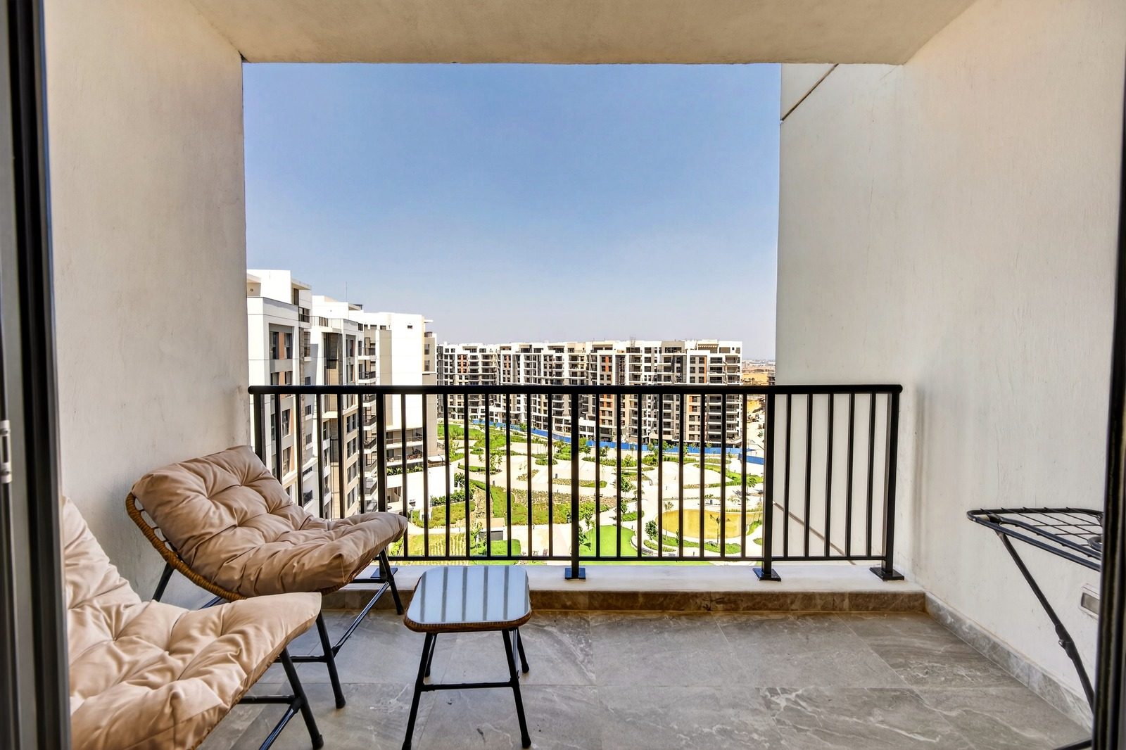 Modern Studio – Sheikh Zayed – ZED Towers — Studio in ZED Towers, Sheikh Zayed, Egypt — photo 10