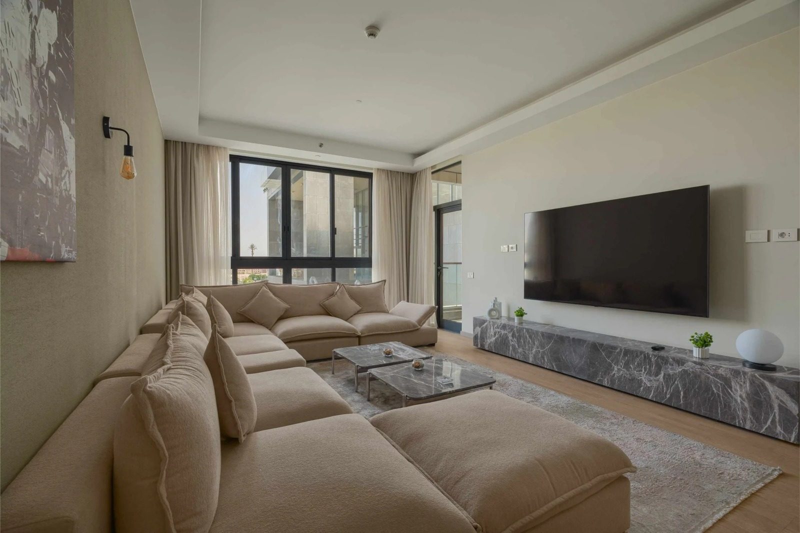 Modern 2BR Apartment with Balcony – Aeon Towers, Sheikh Zayed — Apartment in Aeon Towers, Sheikh Zayed City, Egypt — photo 4