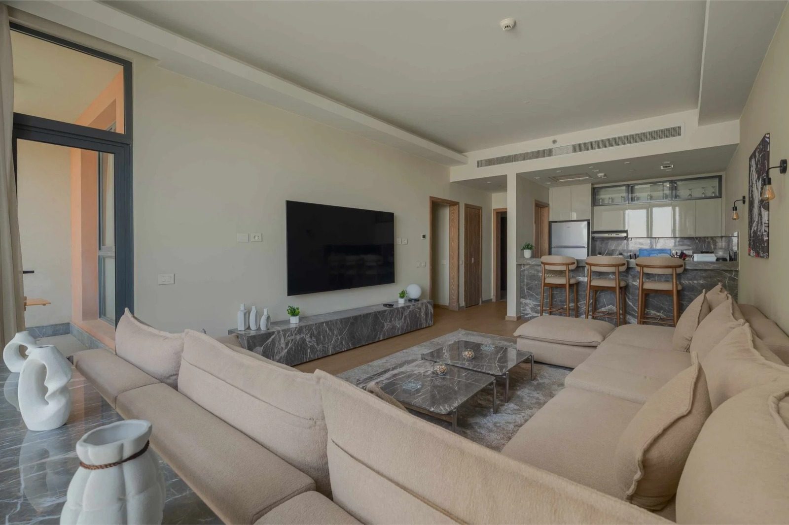 Modern 2BR Apartment with Balcony – Aeon Towers, Sheikh Zayed — Apartment in Aeon Towers, Sheikh Zayed City, Egypt — photo 8