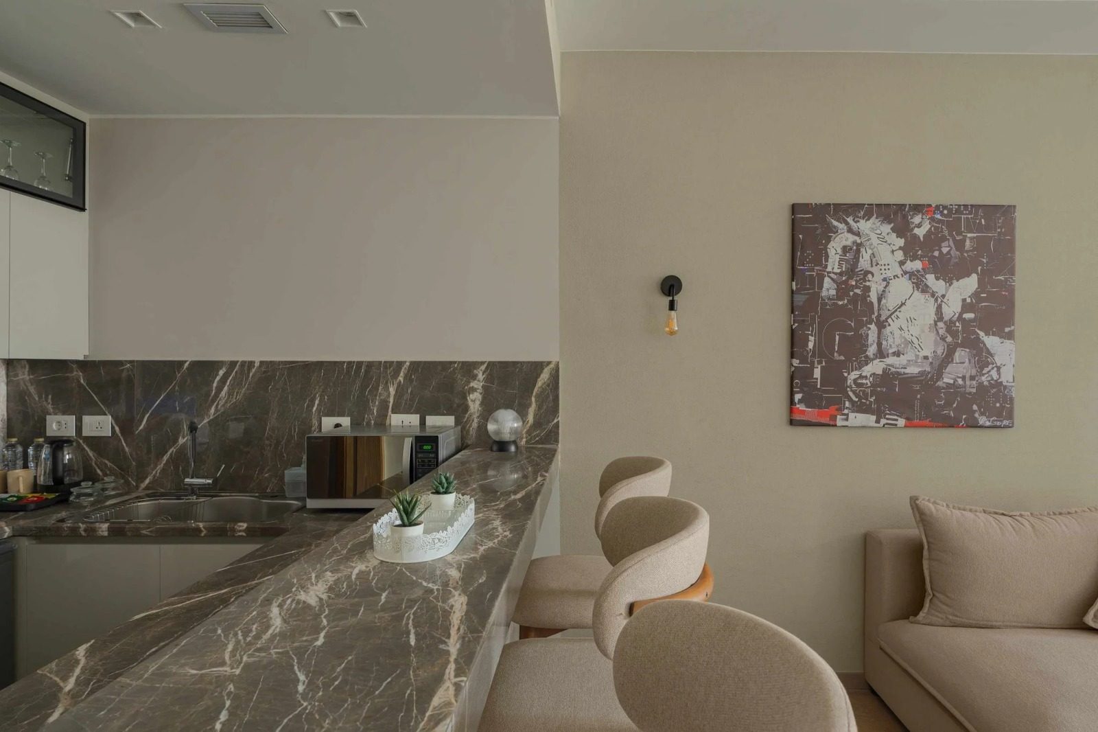 Modern 2BR Apartment with Balcony – Aeon Towers, Sheikh Zayed — Apartment in Aeon Towers, Sheikh Zayed City, Egypt — photo 10
