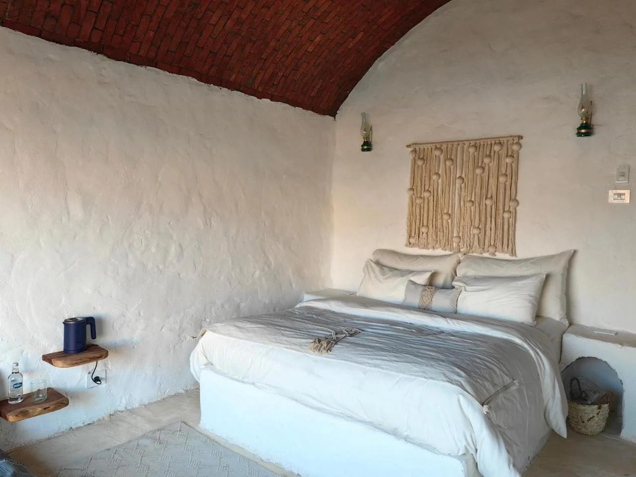 King Suite with Spa Bath – Nile View – Nubian Guesthouse, Aswan — Private room in guesthouse in Nubian village on the West Bank of the Nile, Aswan, Egypt — photo 4